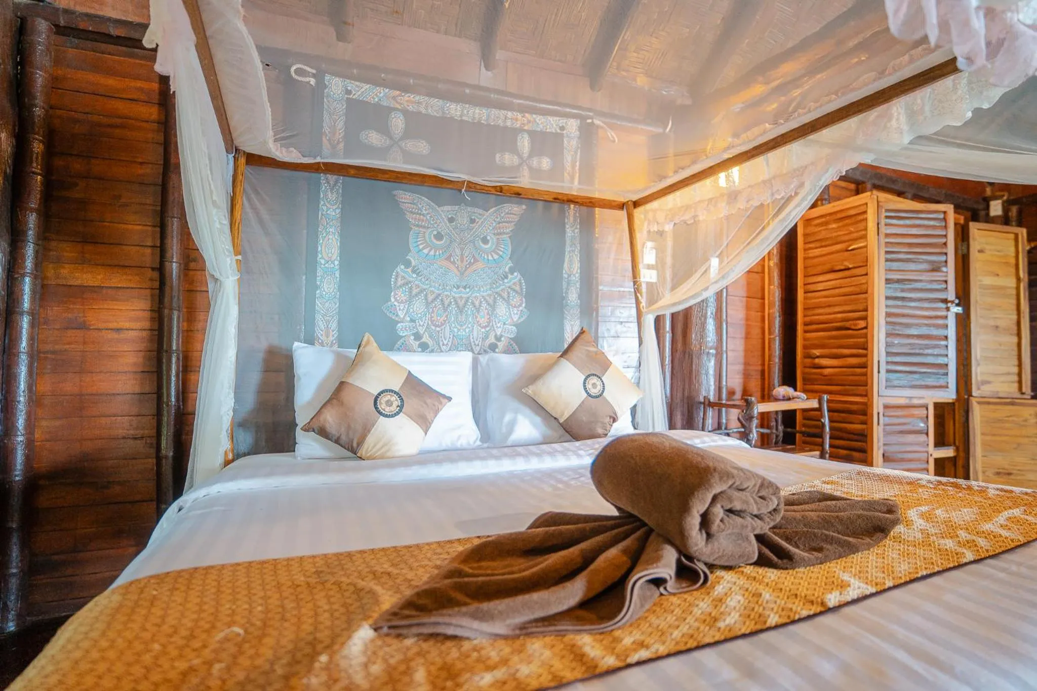 Bedroom, Bed in Koh Jum Resort