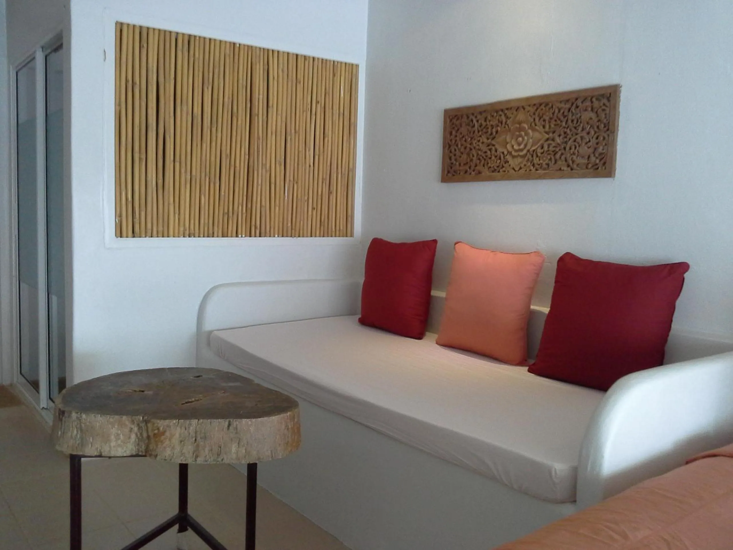 Photo of the whole room, Bed in Chasorn Riverside Resort