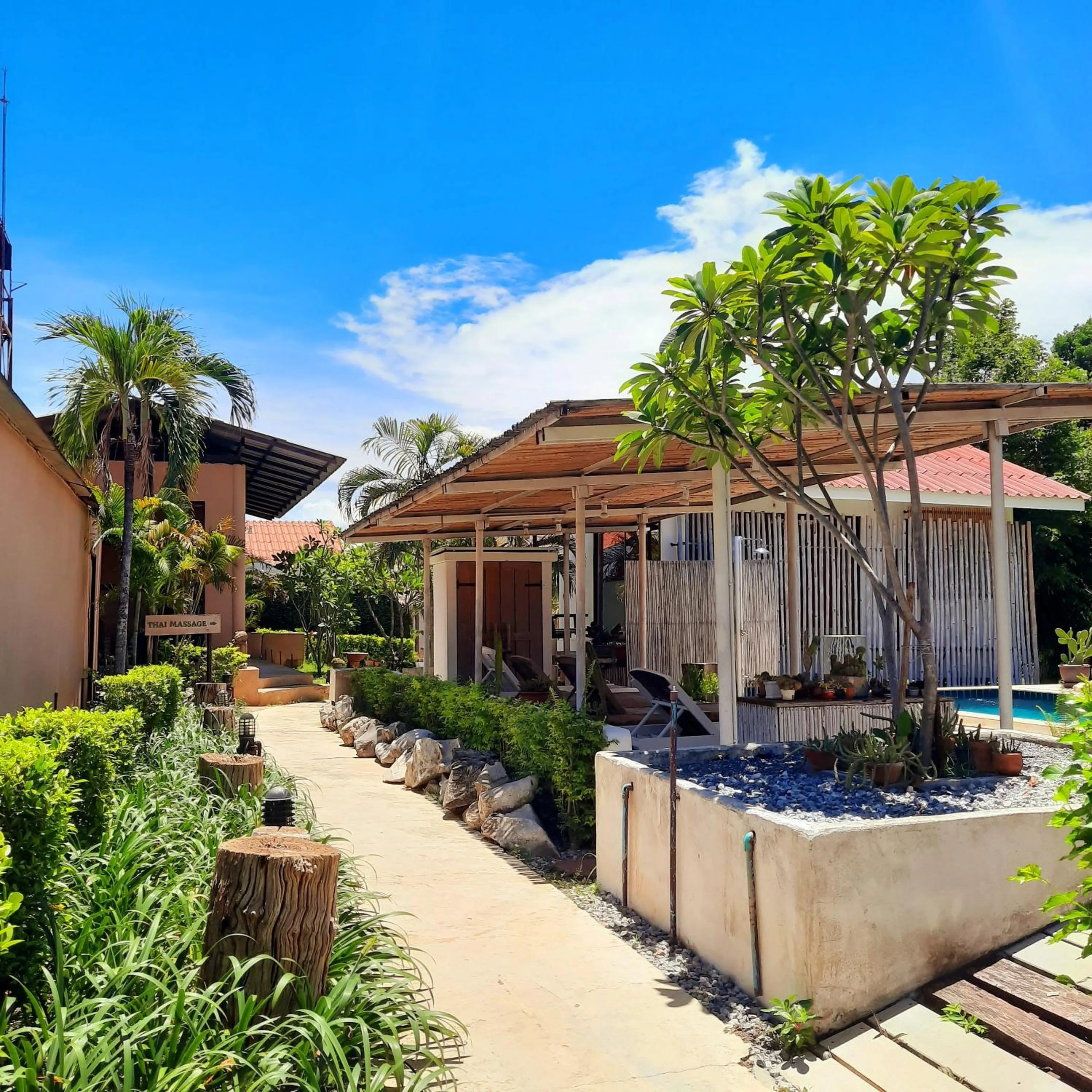 Chasorn Riverside Resort