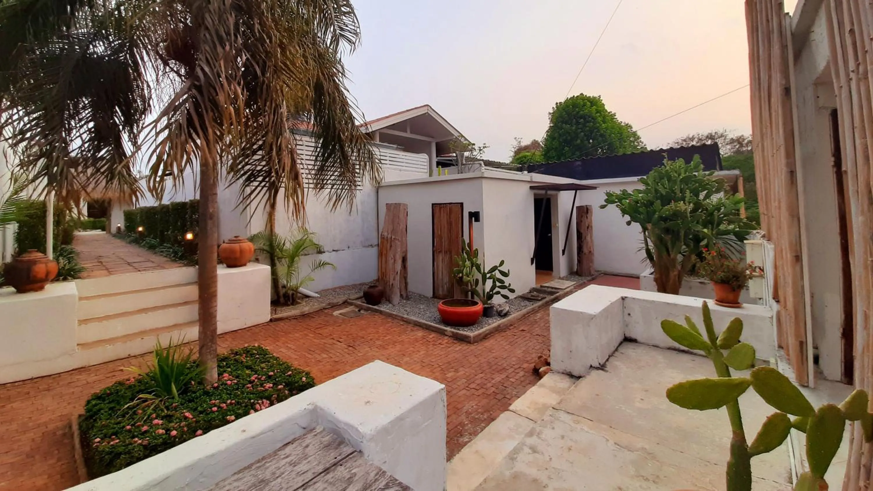 Chasorn Riverside Resort