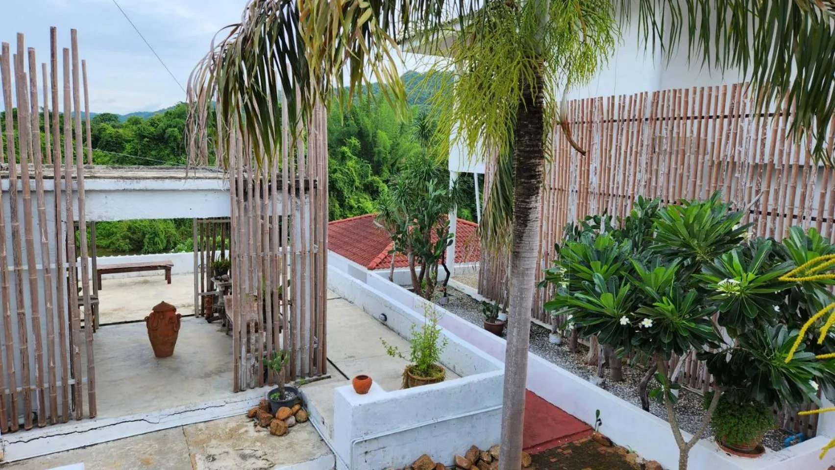 Chasorn Riverside Resort