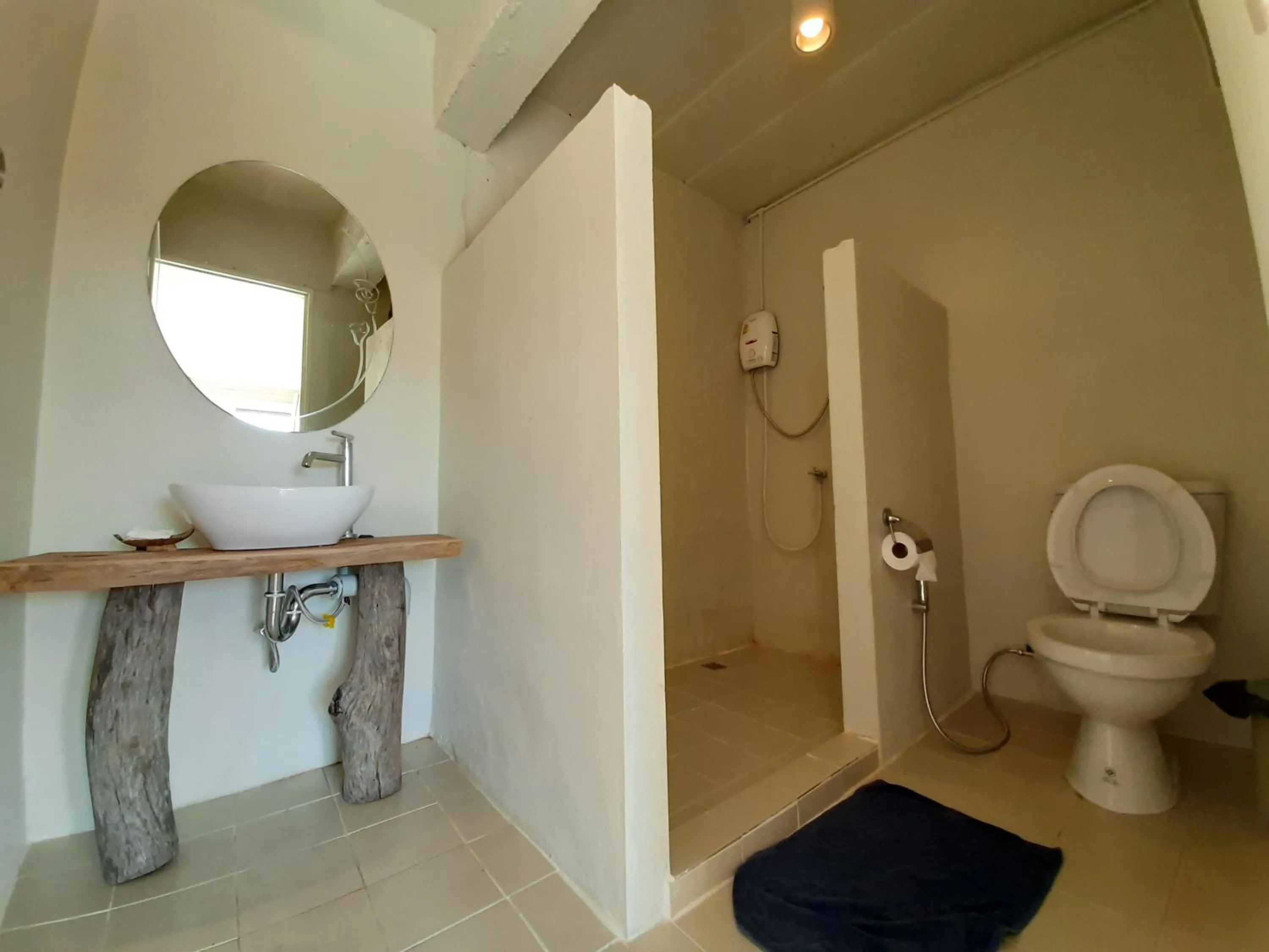 Chasorn Riverside Resort