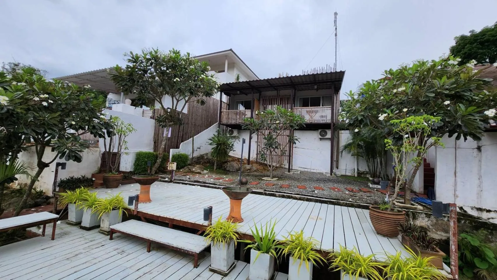 Chasorn Riverside Resort