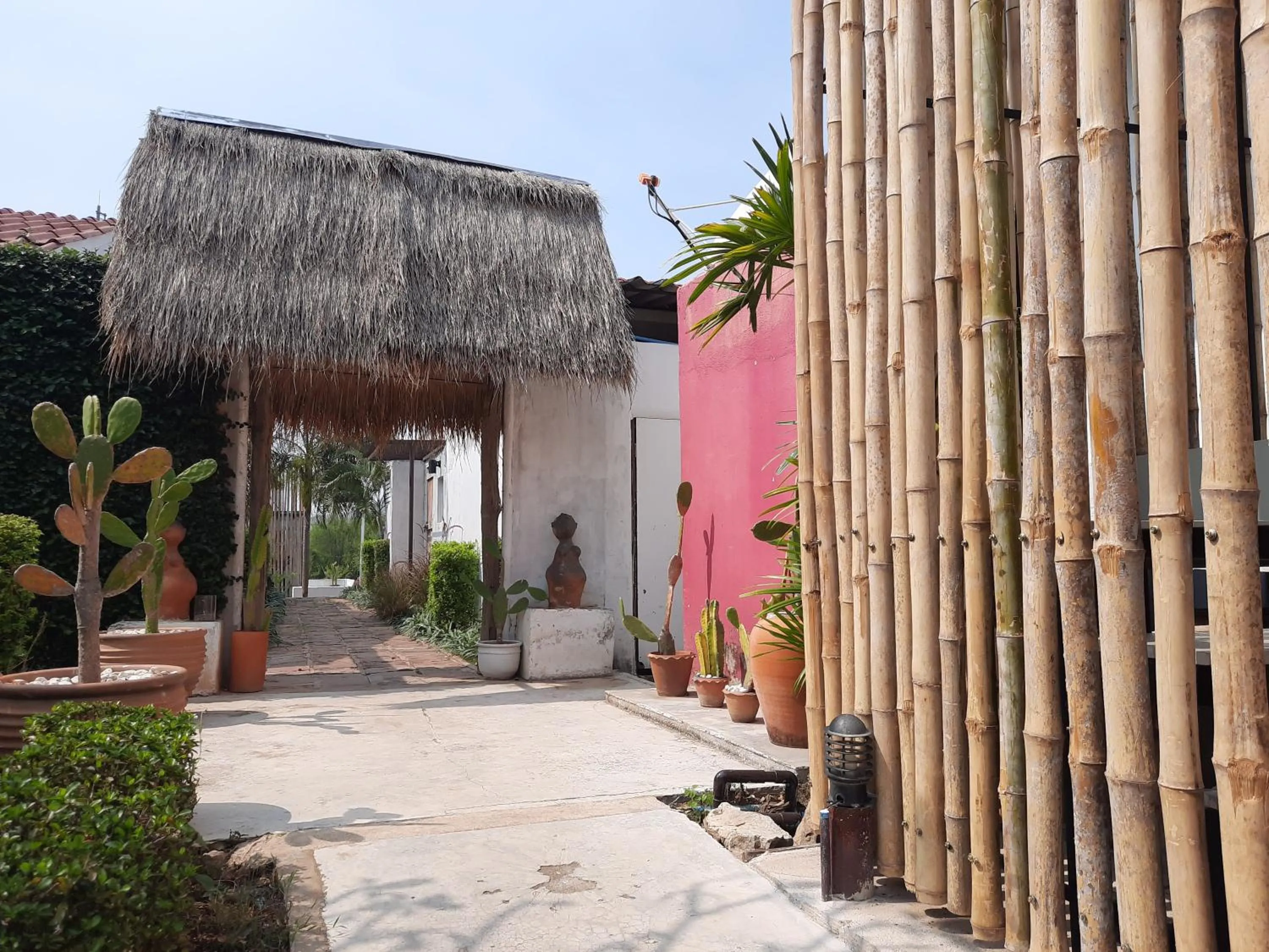 Chasorn Riverside Resort