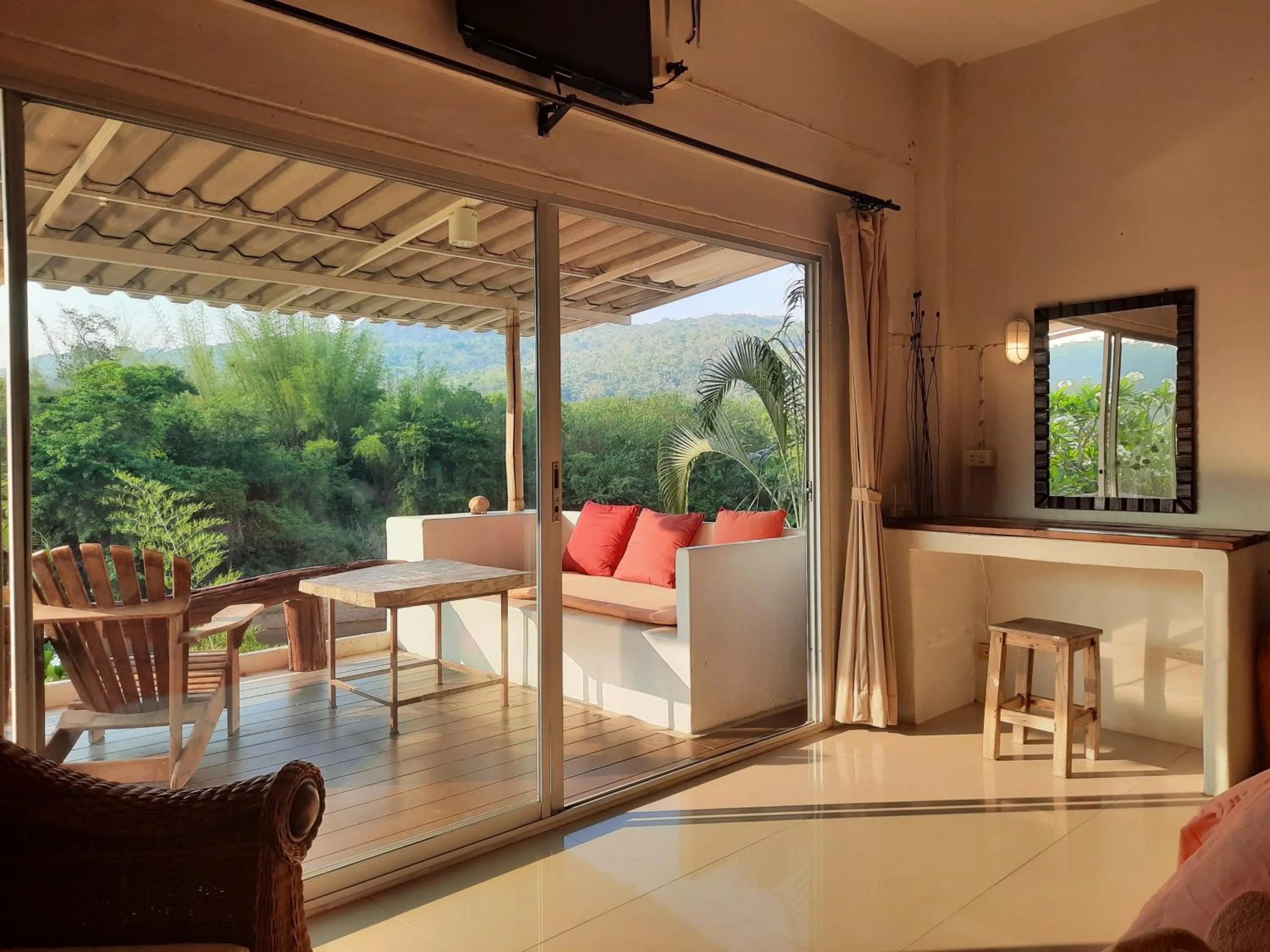 Chasorn Riverside Resort