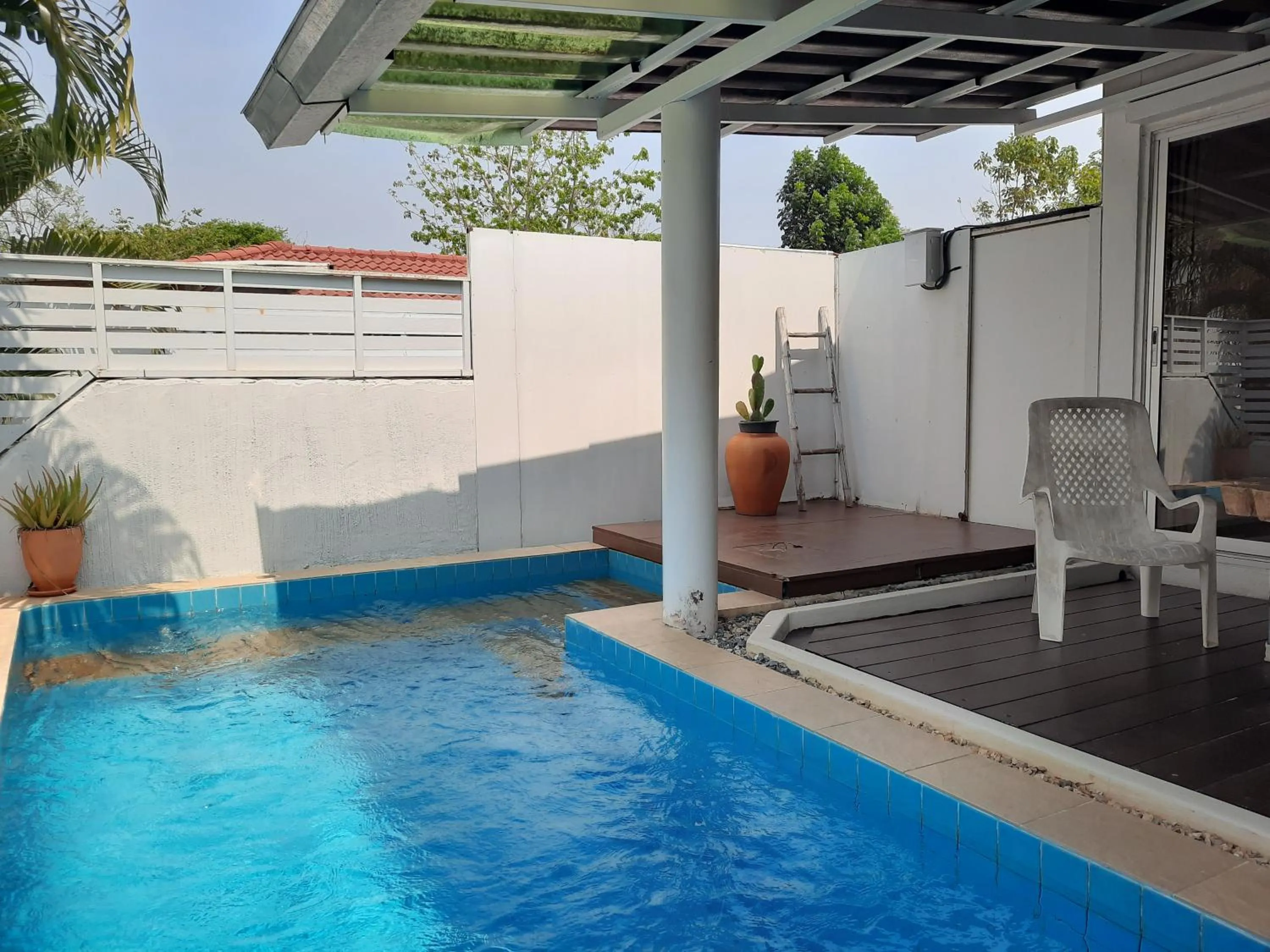 Chasorn Riverside Resort