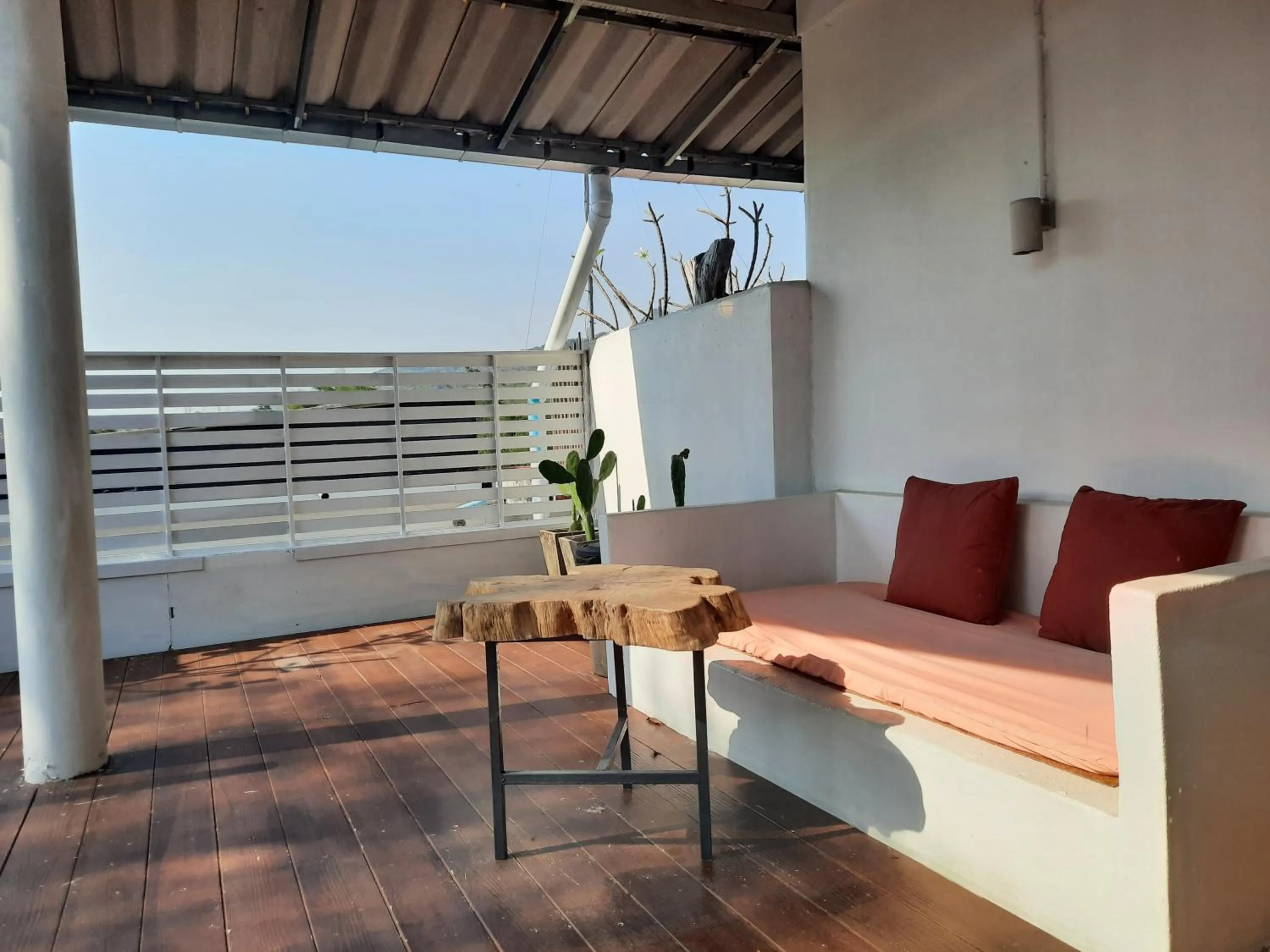 Chasorn Riverside Resort