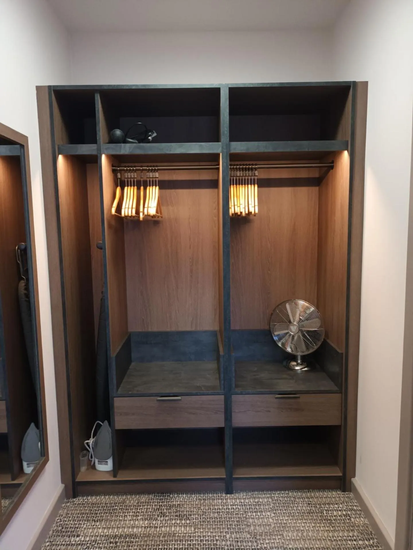 wardrobe in Corn Mill Lodge Hotel