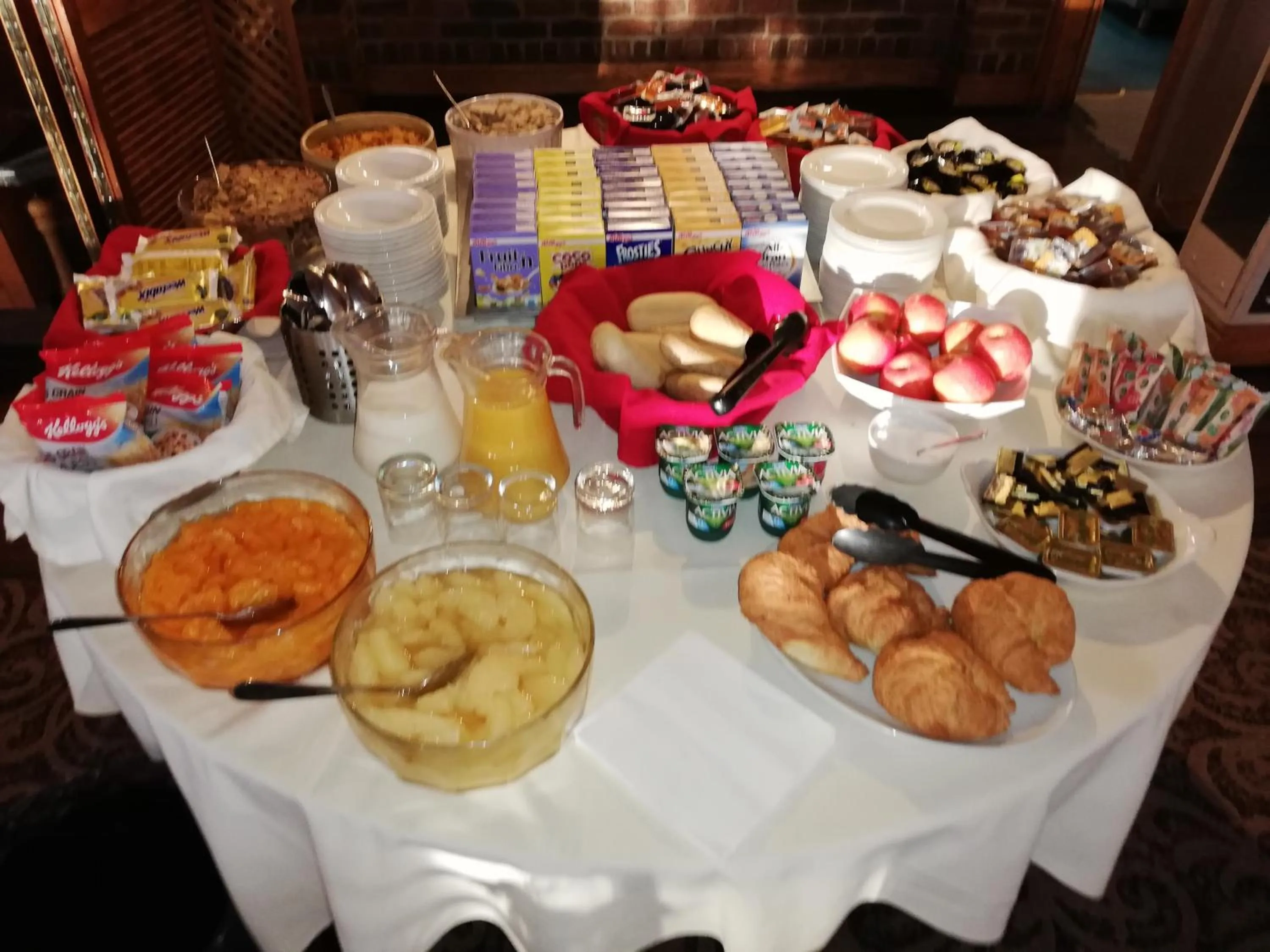 Breakfast in Corn Mill Lodge Hotel