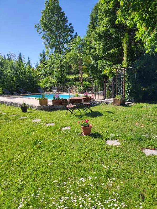 Swimming pool in La Pastorale