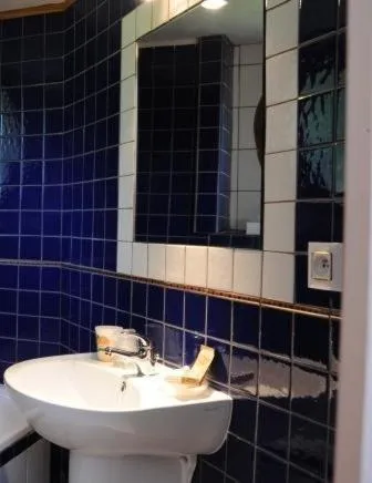 Bathroom in La Pastorale