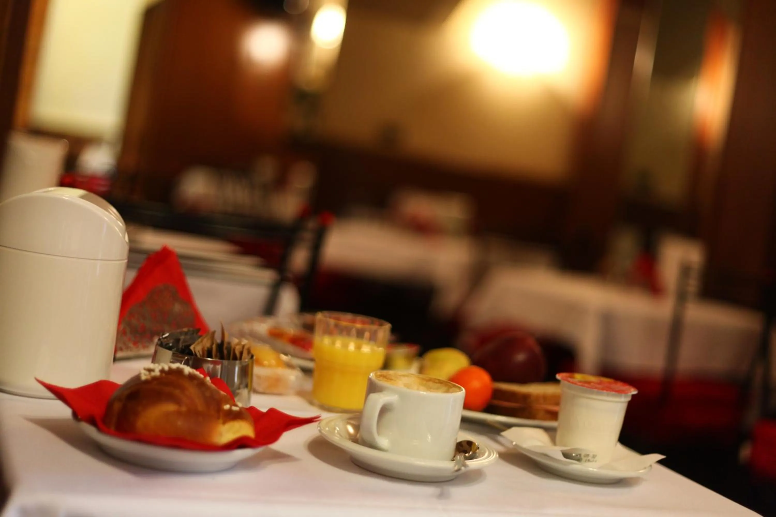 Food in Hotel Lincoln