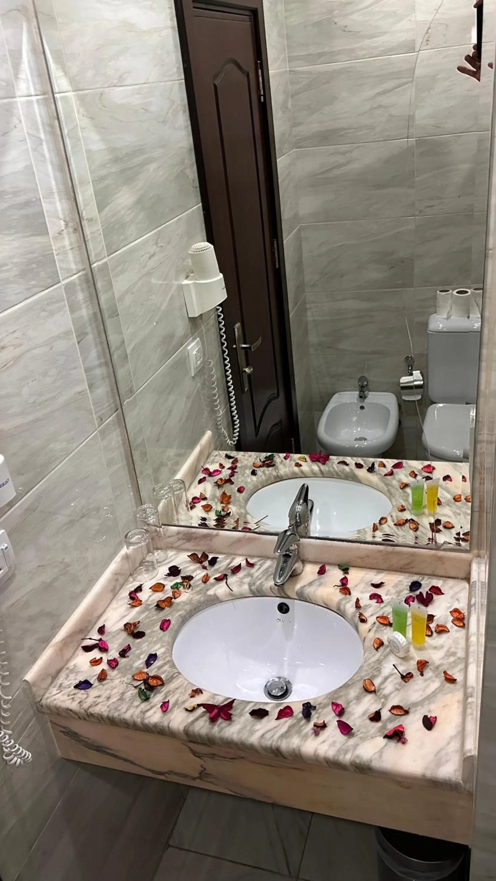 Bathroom in Sharah Mountains Hotel