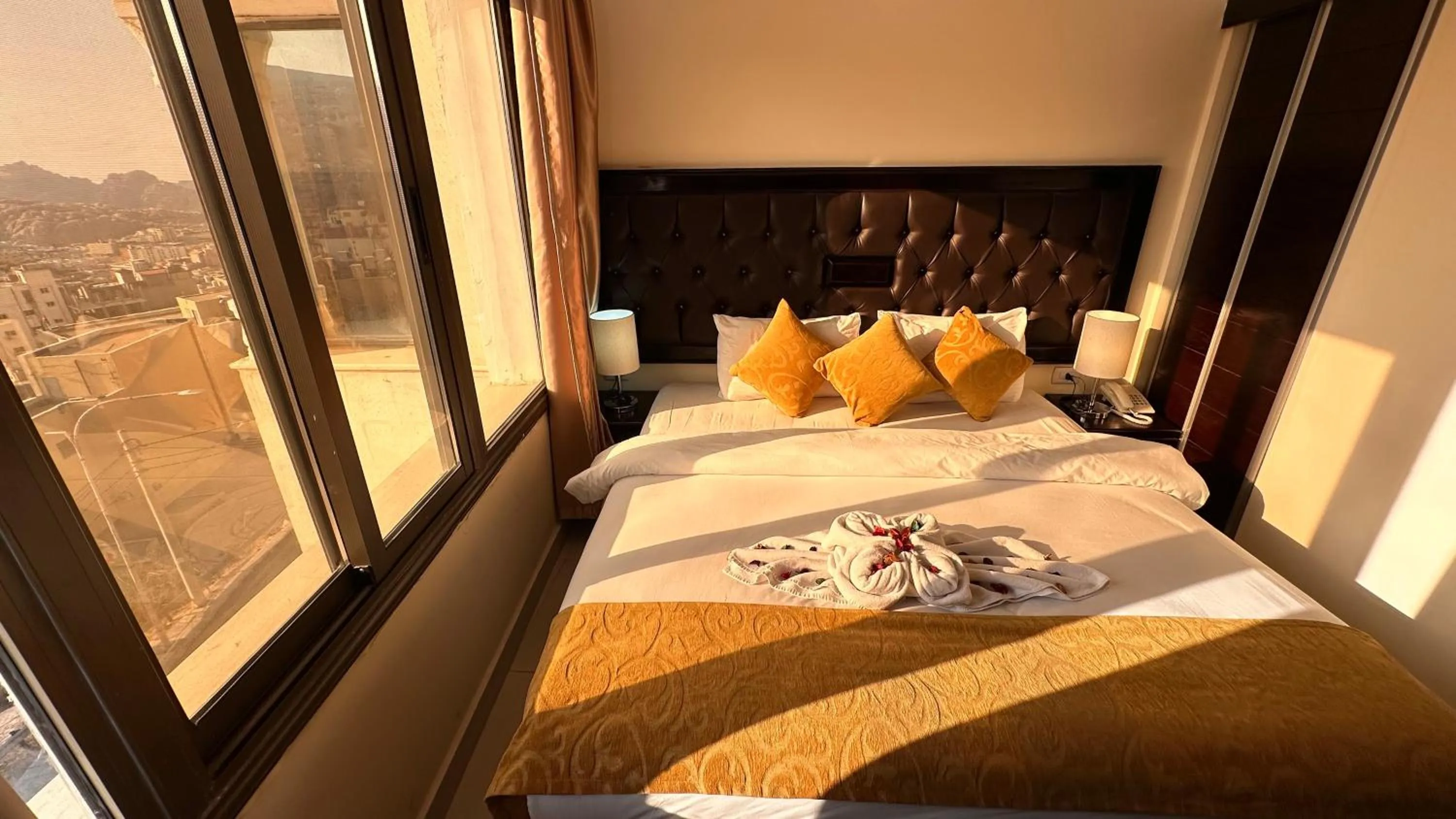 Bedroom, Bed in Sharah Mountains Hotel