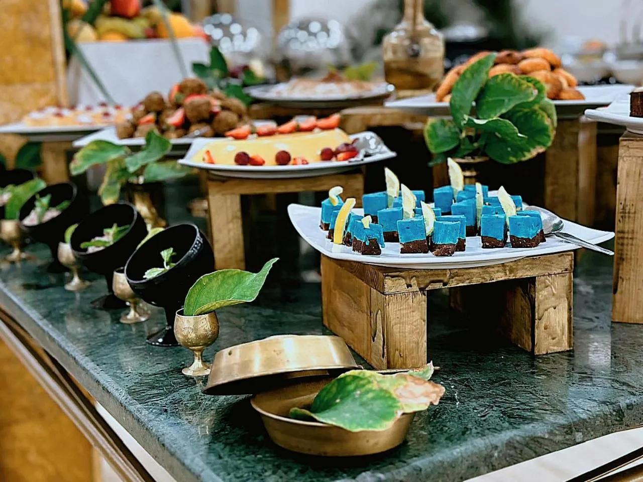 Restaurant/places to eat in Sharah Mountains Hotel