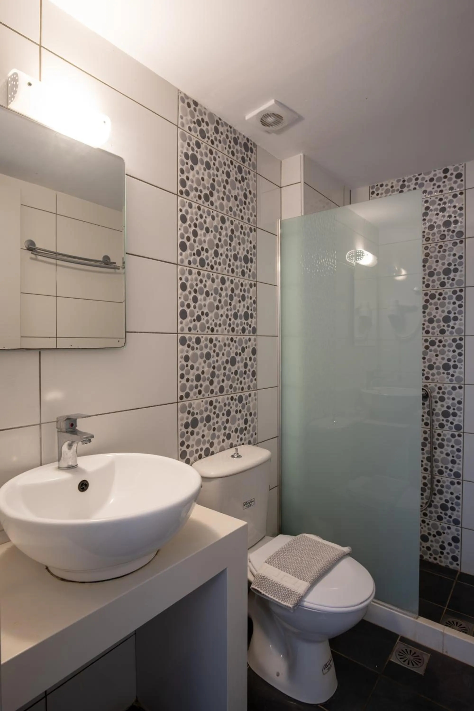 Shower in Ble Island