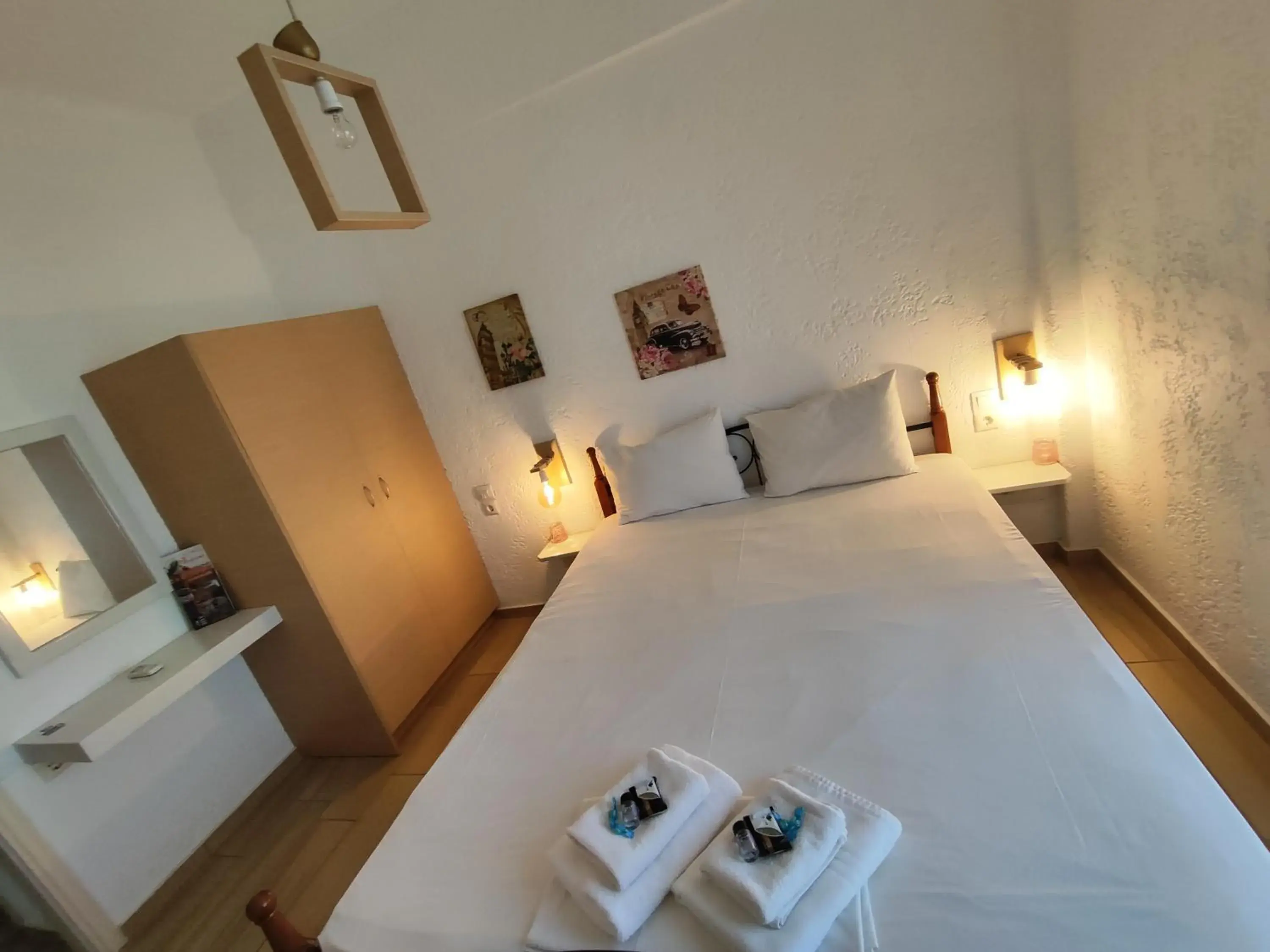 Deluxe Triple Room with Sea View in Ble Island Deluxe Triple Room with Sea View in Ble Island