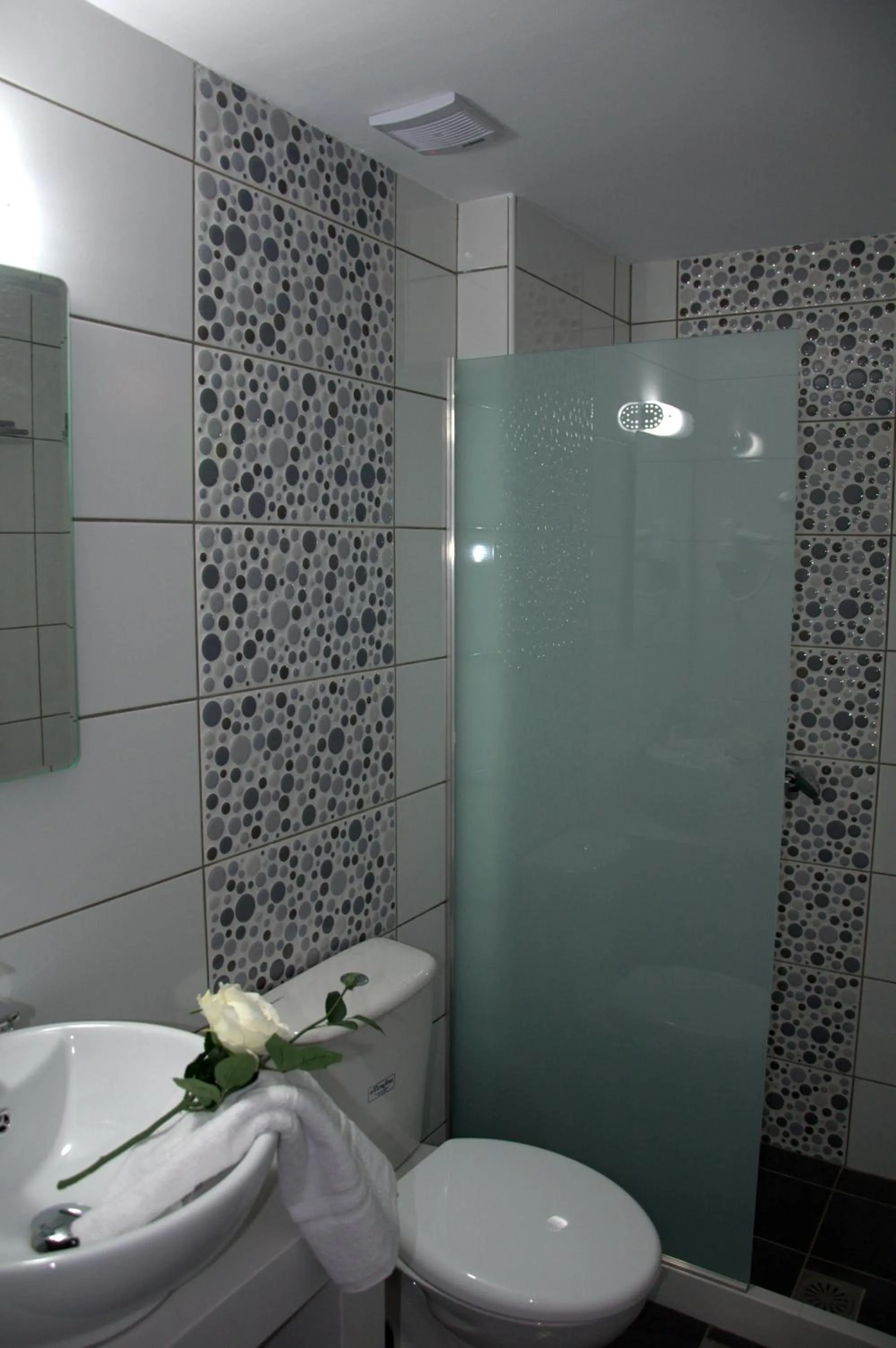 Shower in Ble Island