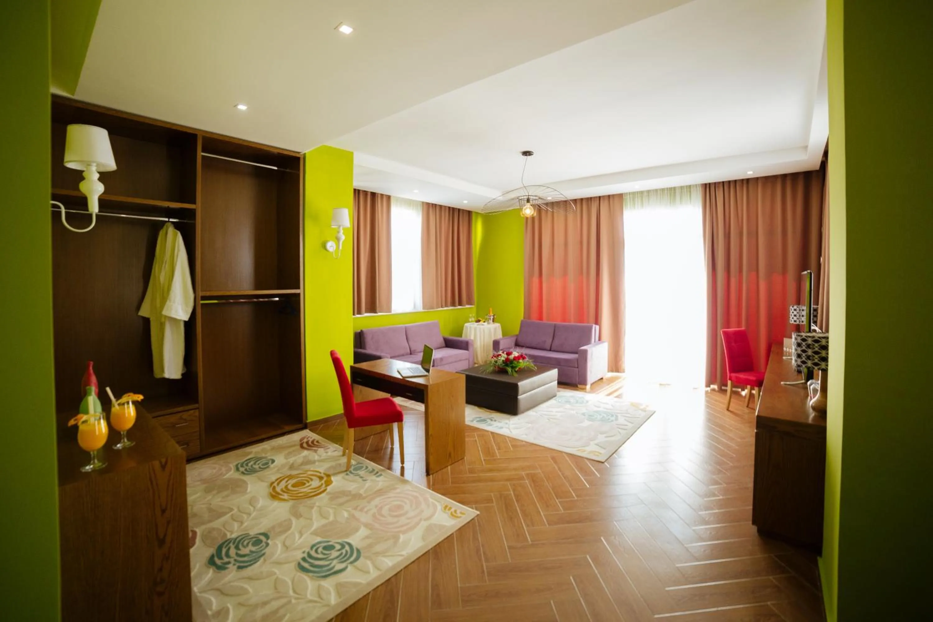 Photo of the whole room in Horizont Hotel