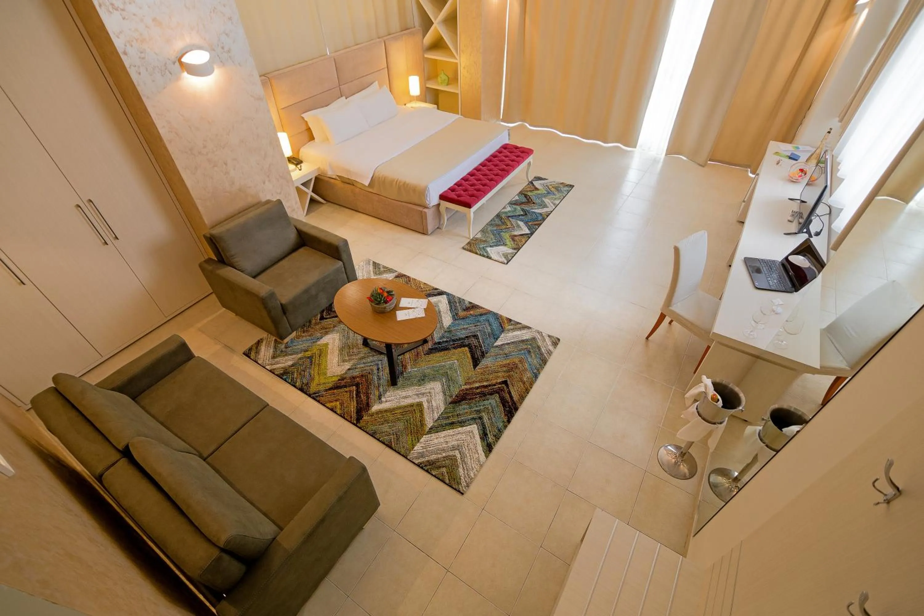 Photo of the whole room in Horizont Hotel