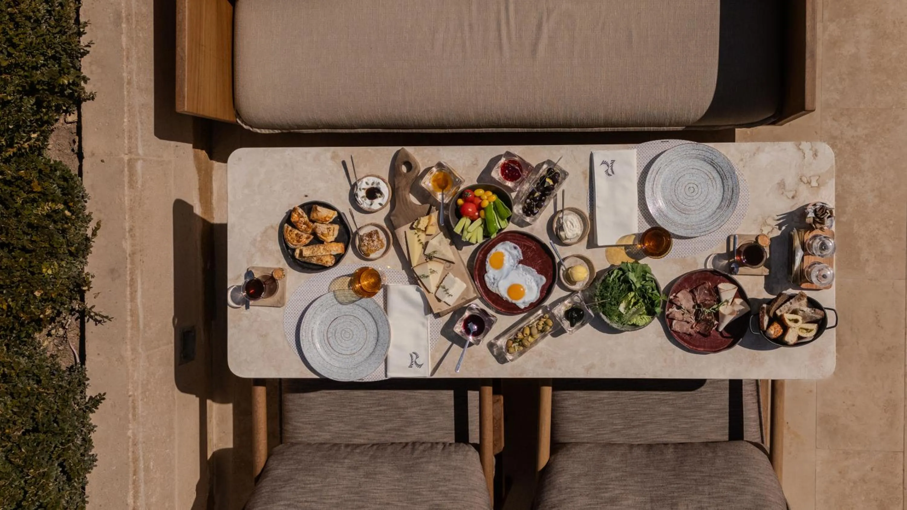 Breakfast in Avantgarde Refined Caves Of Cappadocia