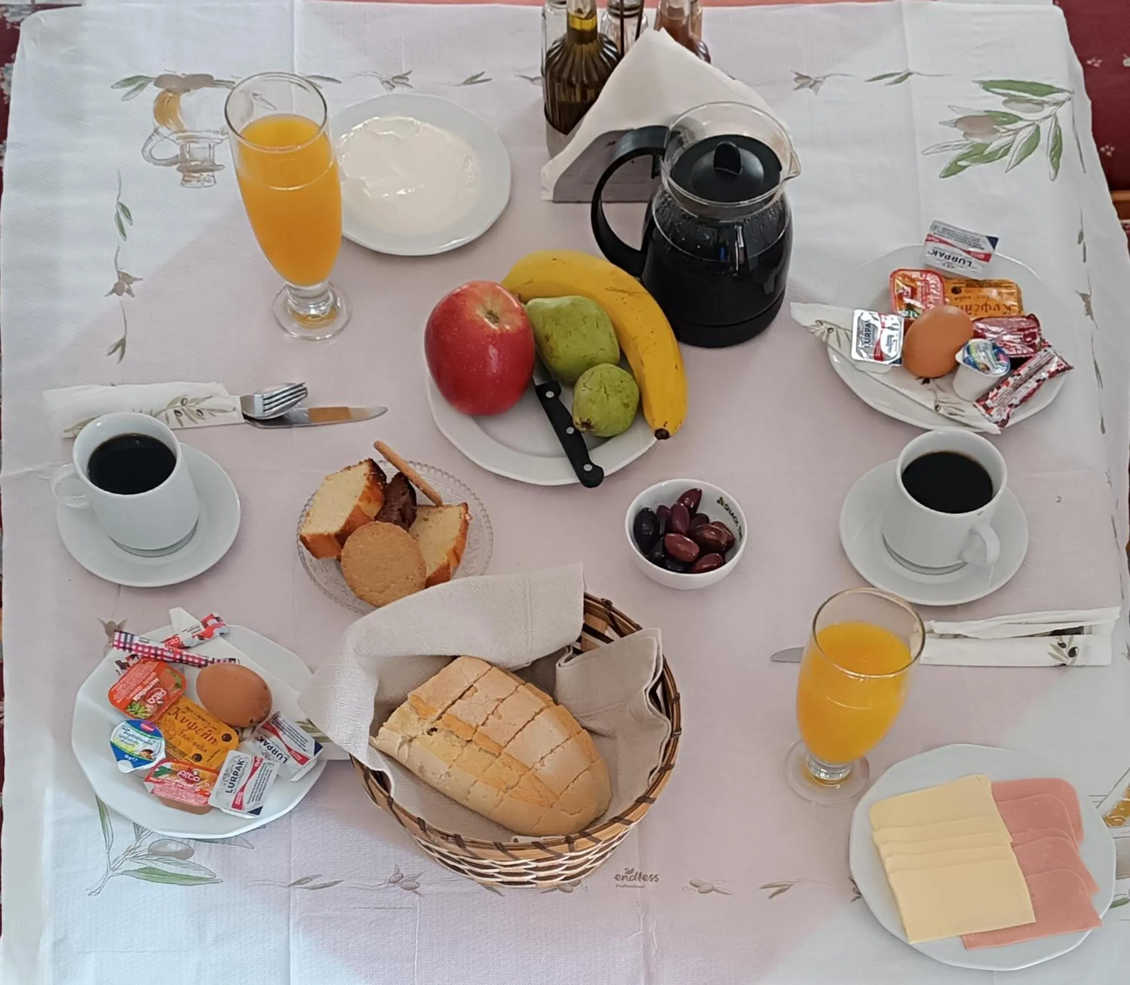 Breakfast in Guesthouse Arsenis