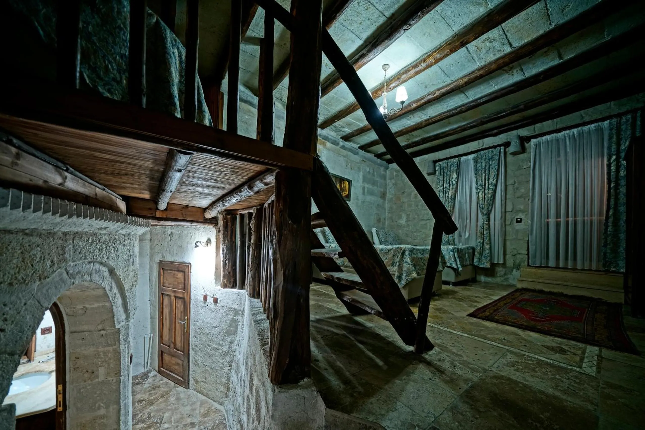Toilet in Holiday Cave Hotel