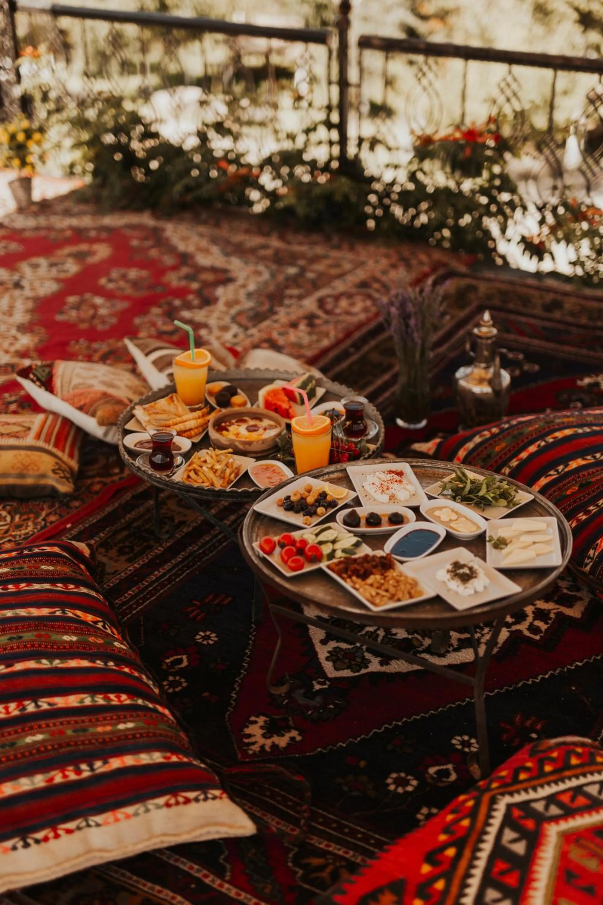 Balcony/Terrace in Holiday Cave Hotel