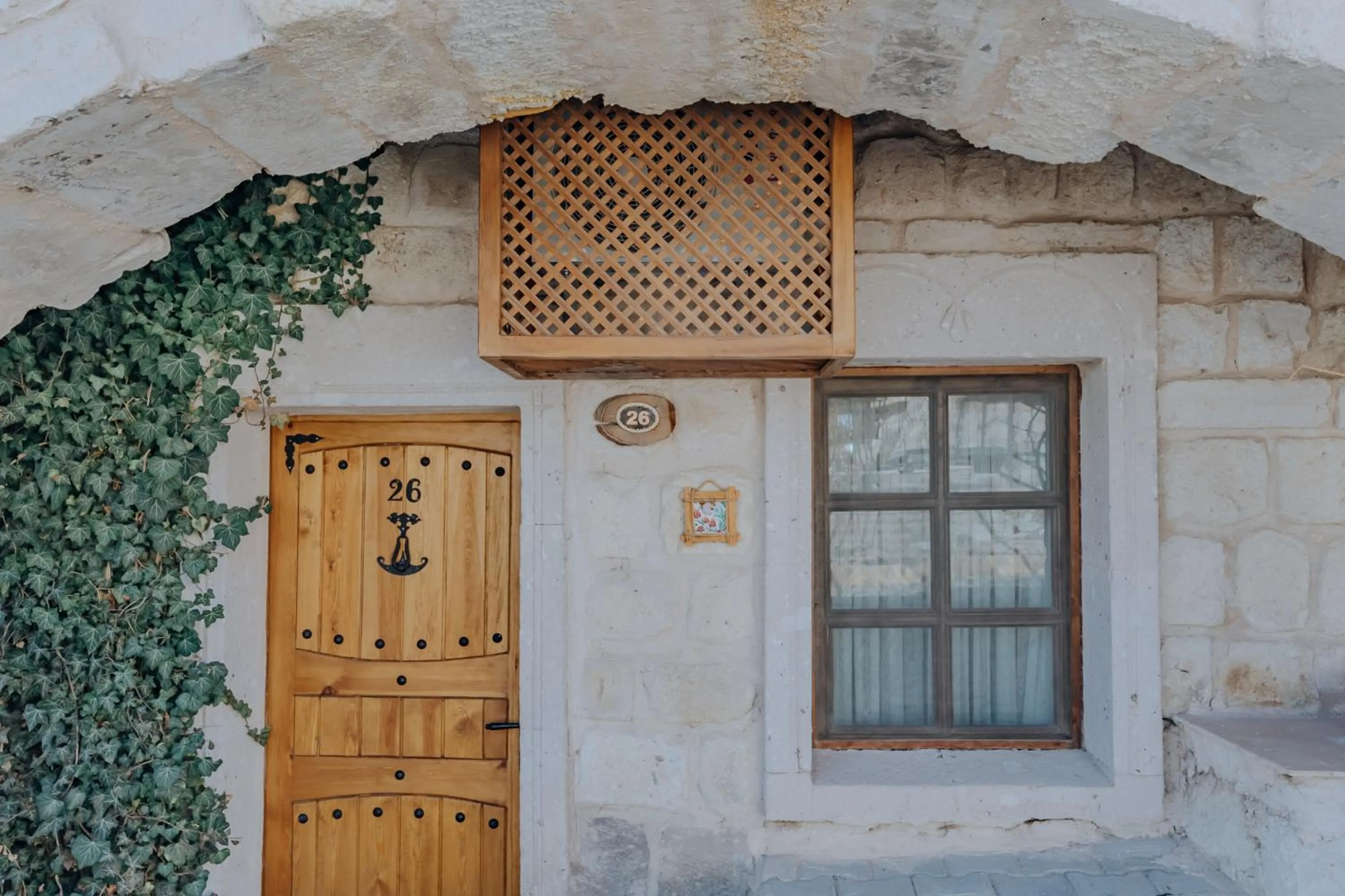 Facade/entrance in Holiday Cave Hotel