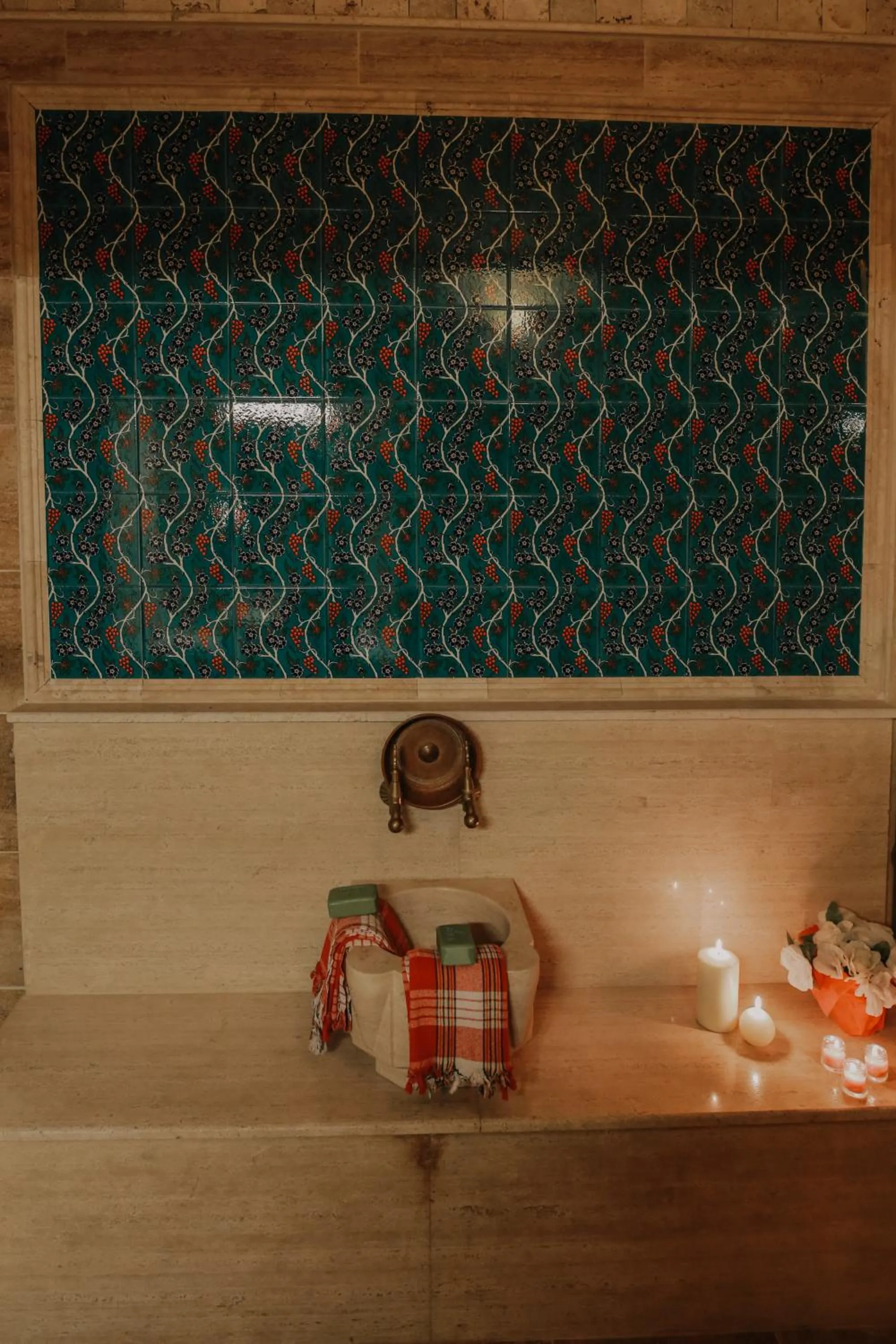 Bathroom in Holiday Cave Hotel