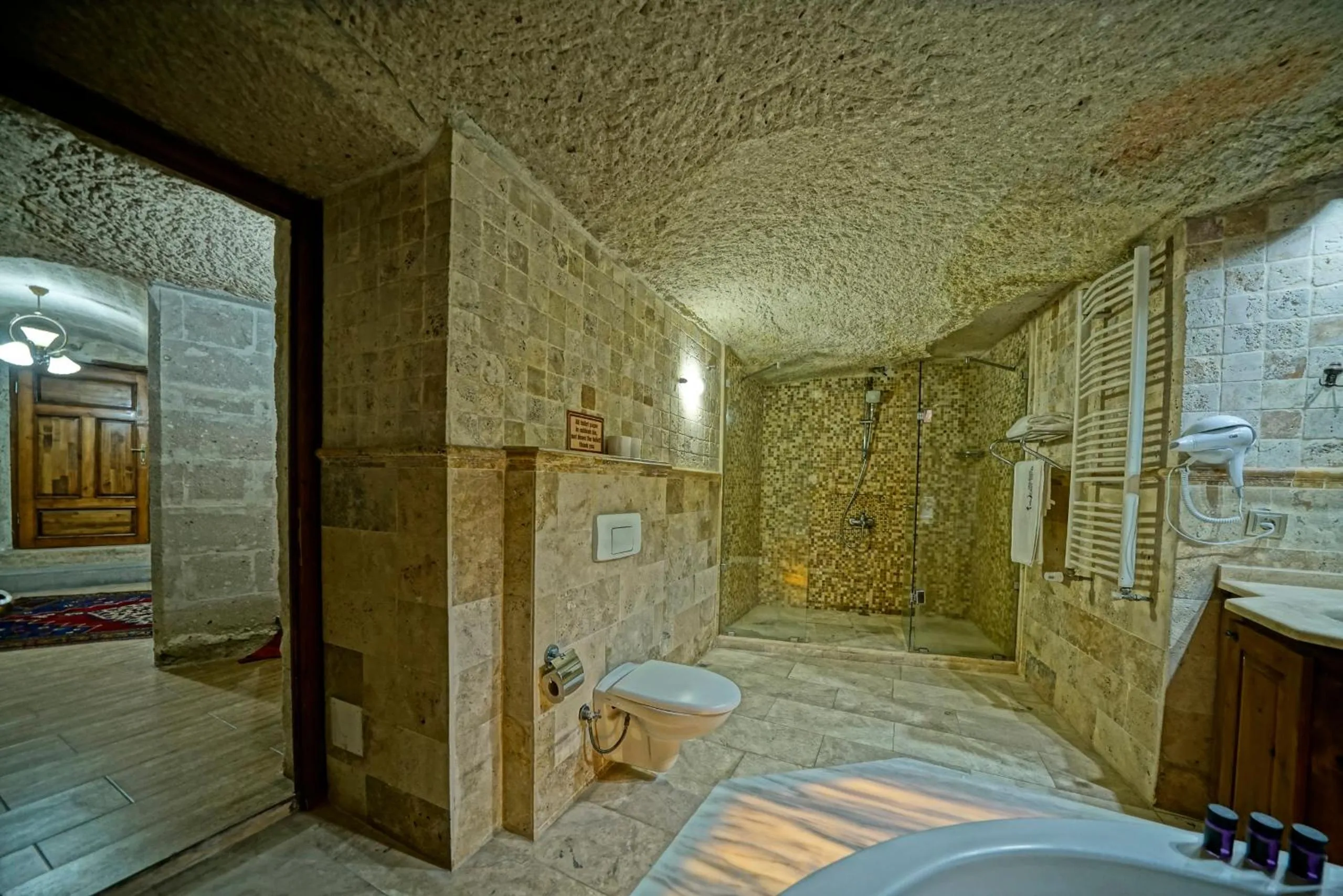 Bathroom in Holiday Cave Hotel