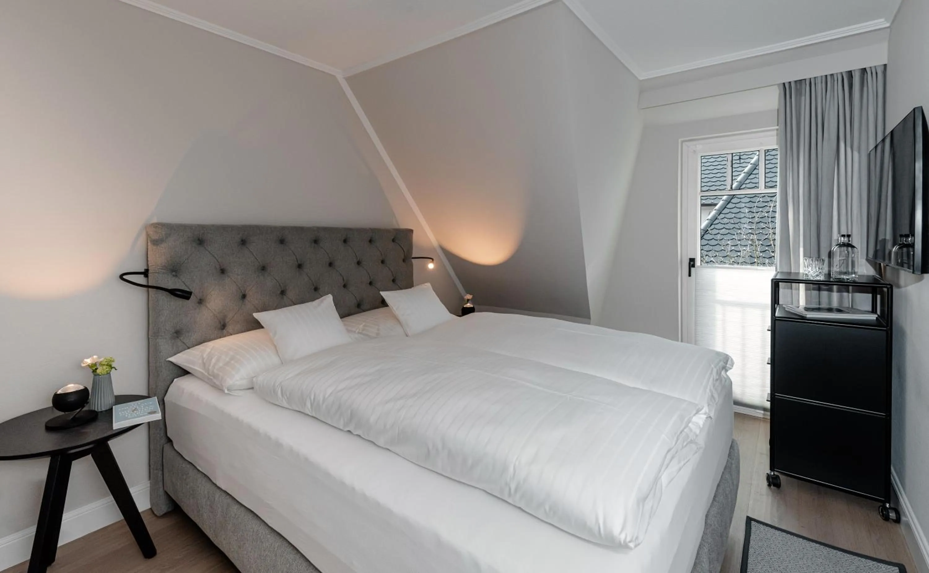 Photo of the whole room, Bed in Jaumann's Südwind Sylt