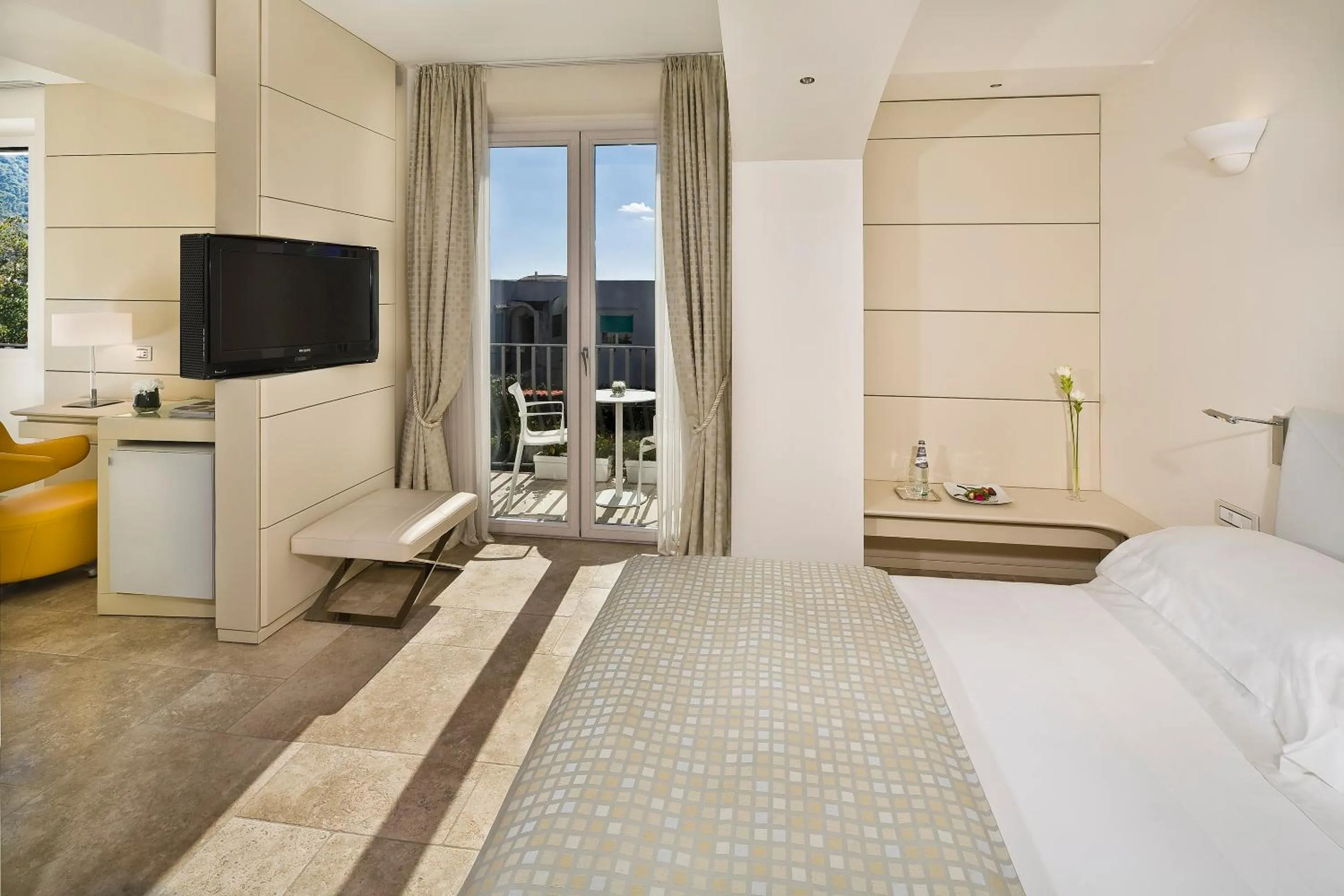 Photo of the whole room in Hotel Villa Blu Capri