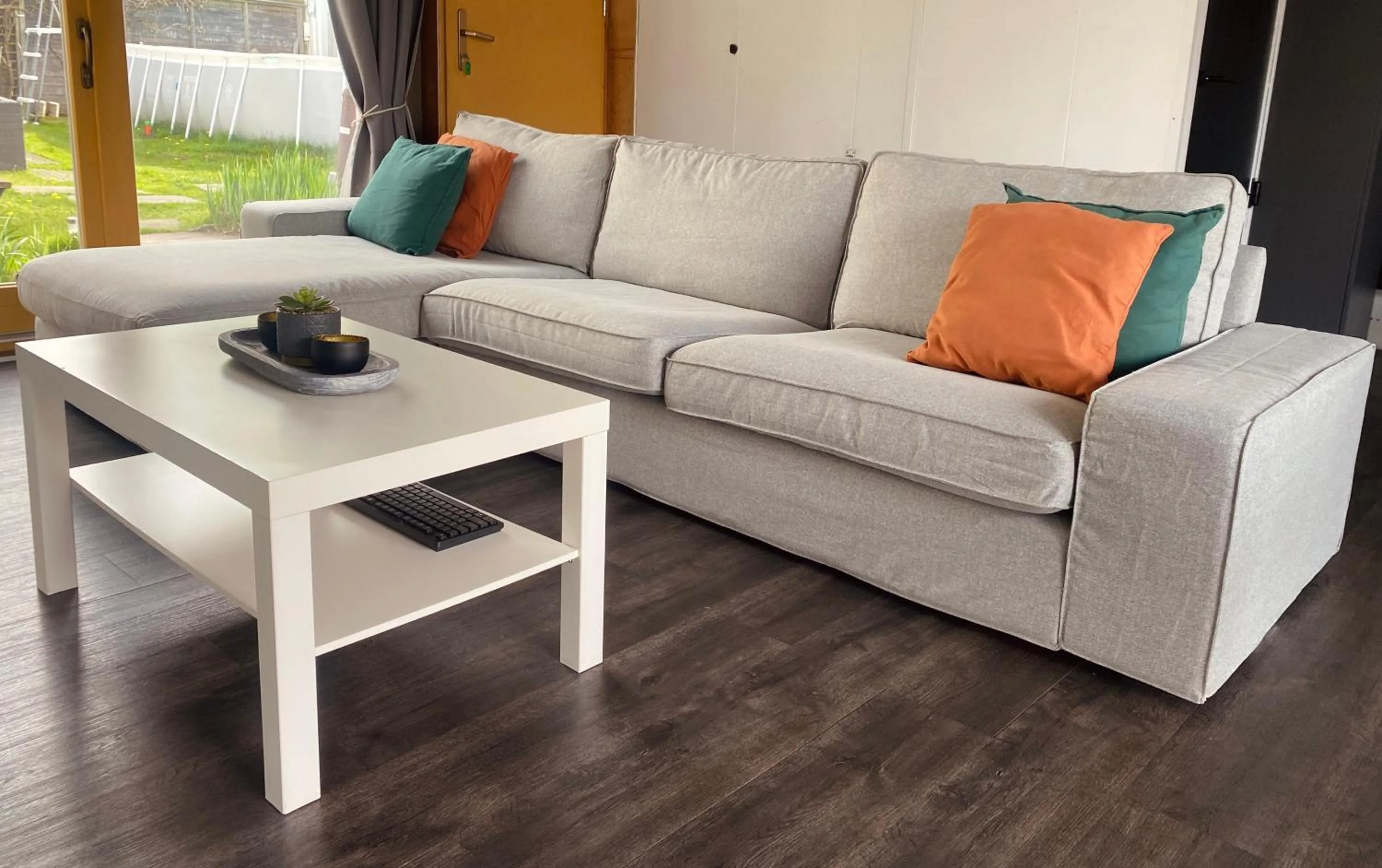 Living room in Boathouse Amsterdam with bikes