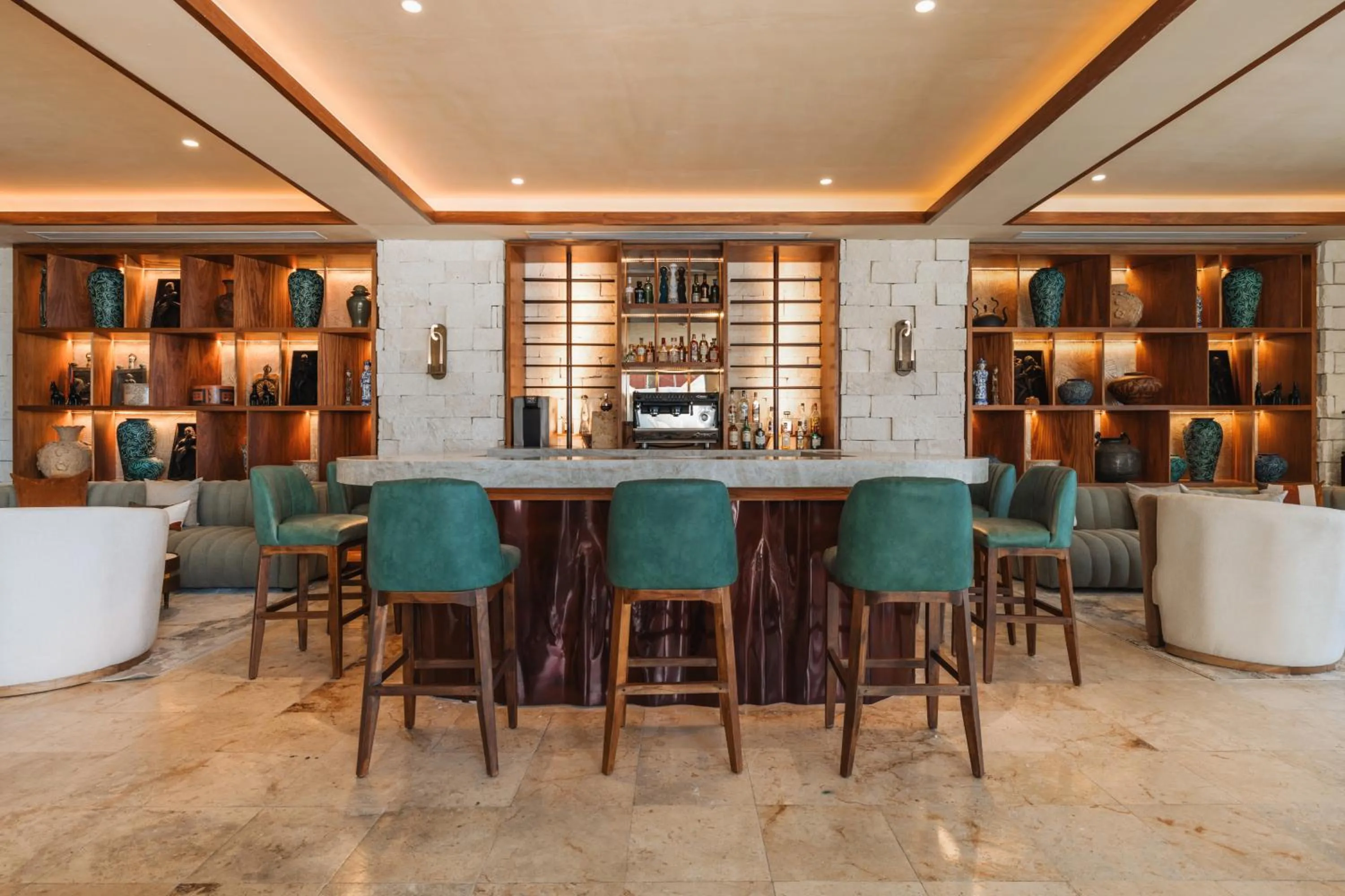 Lounge or bar in Paraiso de la Bonita Adult All-Inclusive, Member of Royalton Reserve Collection