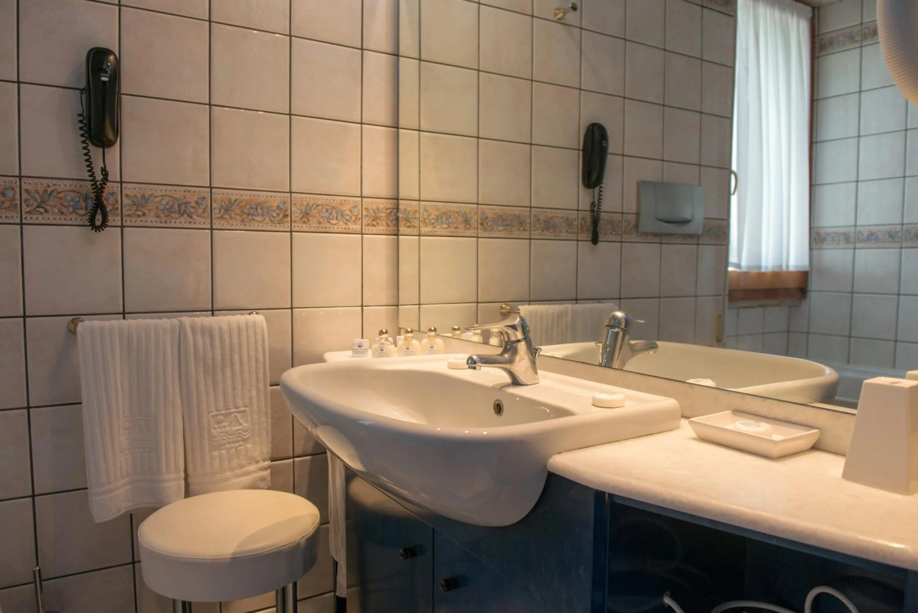 Bathroom in Pizzomunno Vieste Palace Hotel