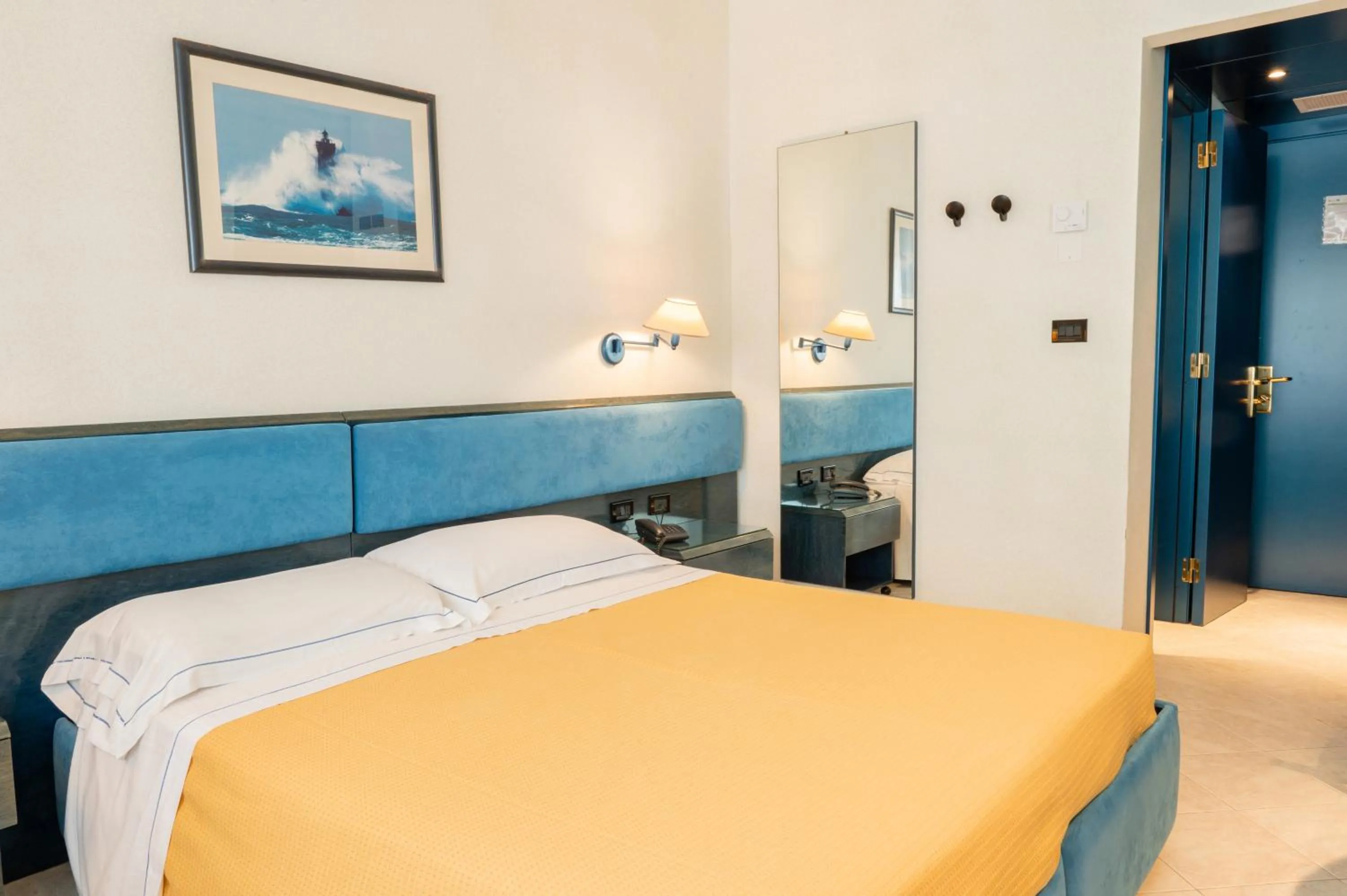 Bedroom, Bed in Pizzomunno Vieste Palace Hotel