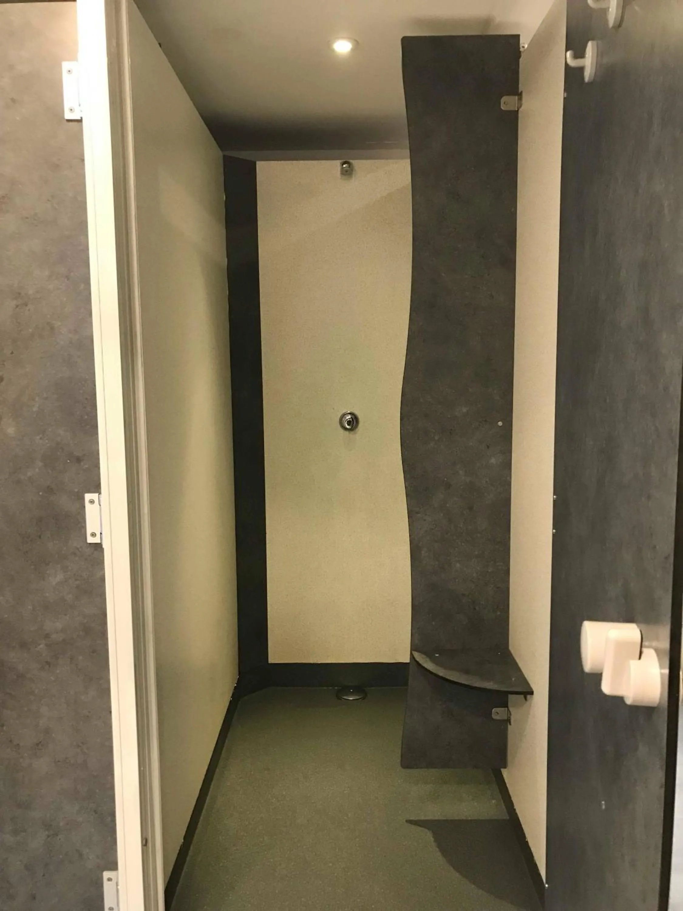 Shower in Gîte Le Chemin vers l'Etoile