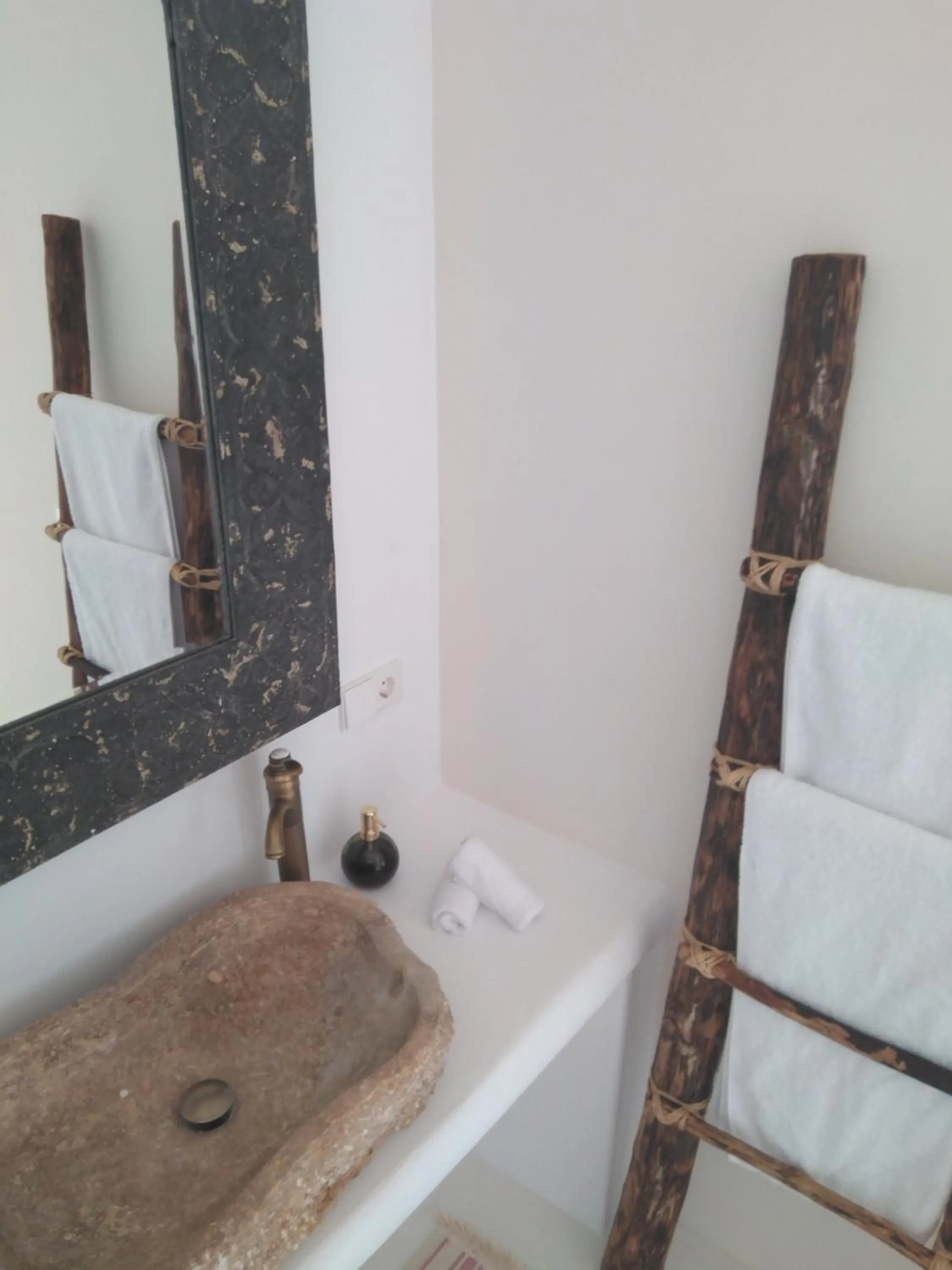 Decorative detail in Boho Suites Denia