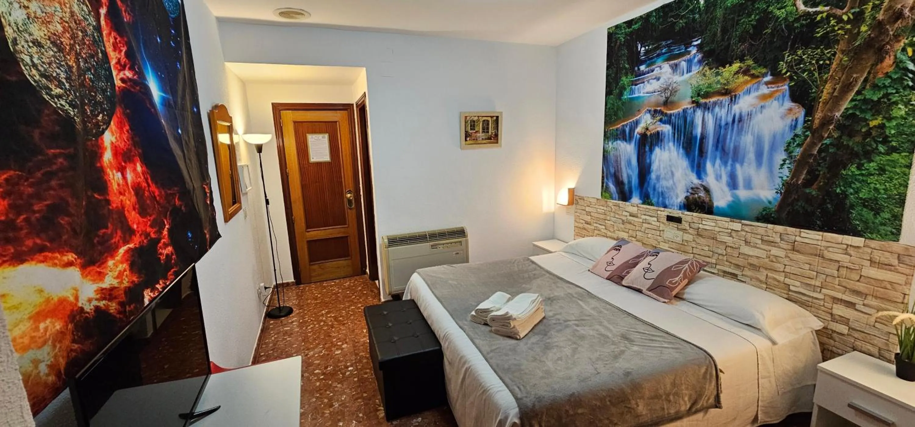 Bedroom, Bed in Hotel Al-Ándalus Peal, en Cazorla Comarca