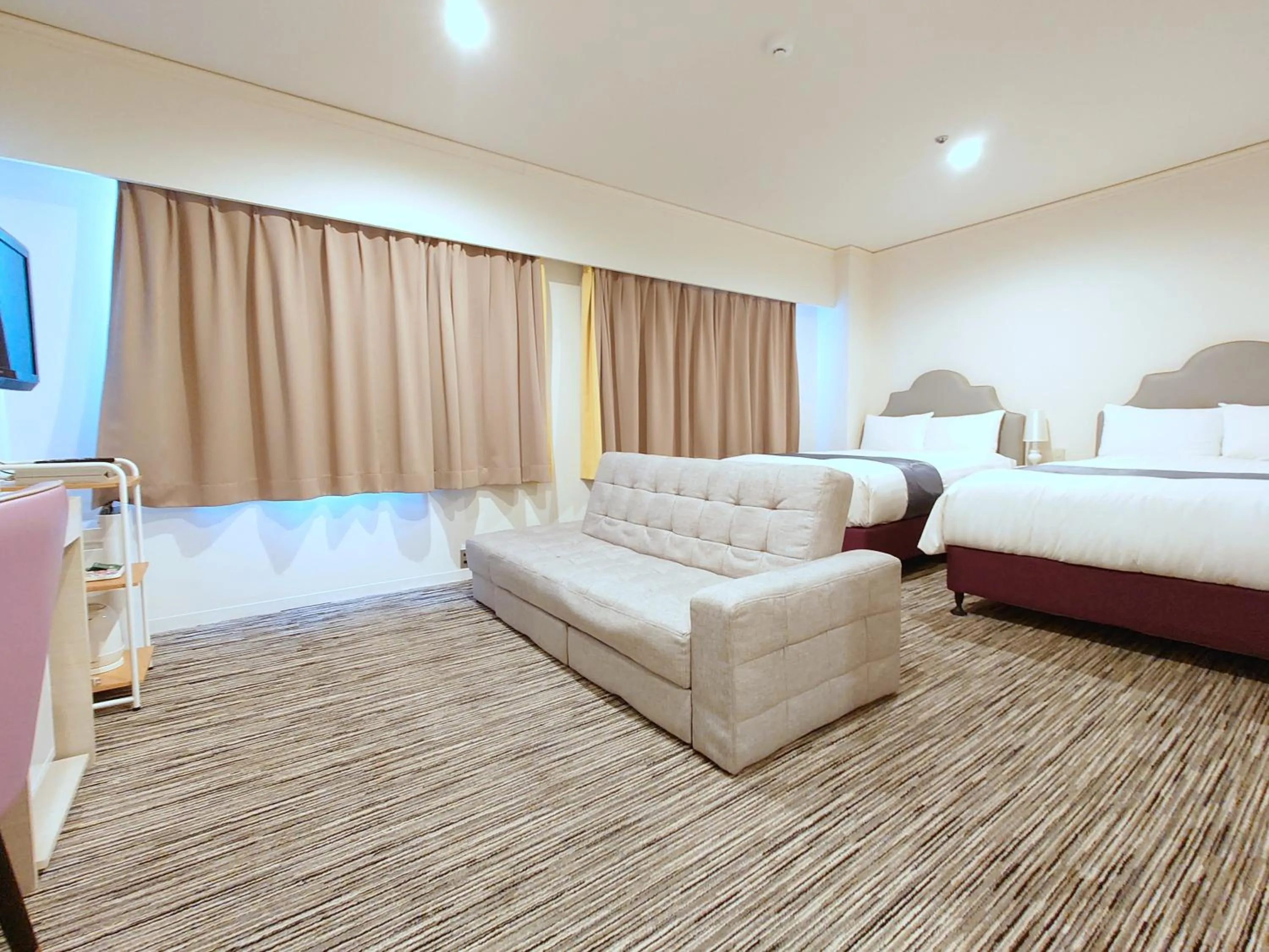 Bedroom, Bed in Hotel Montoview Yonezawa