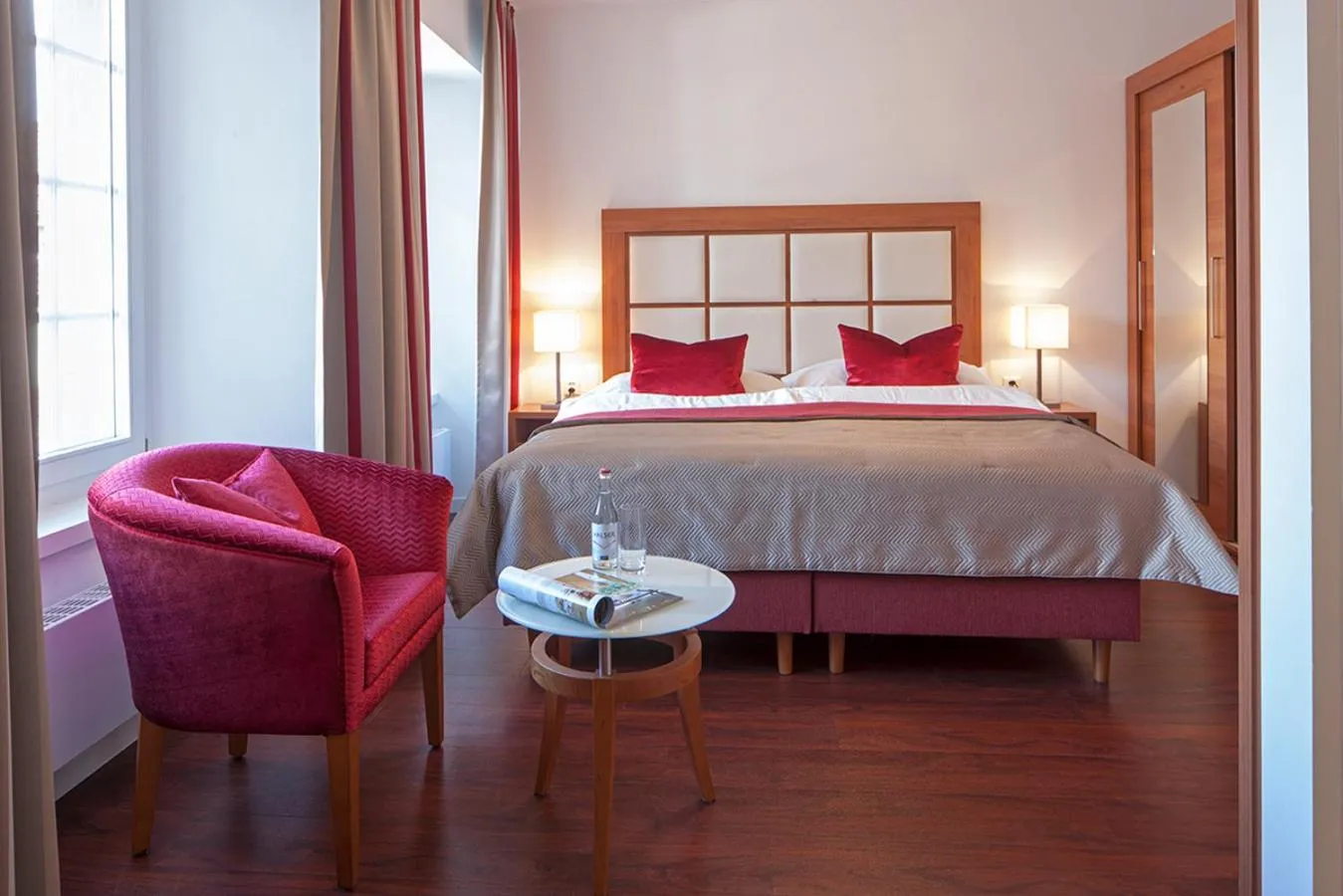 Decorative detail, Bed in Hotel zur Post