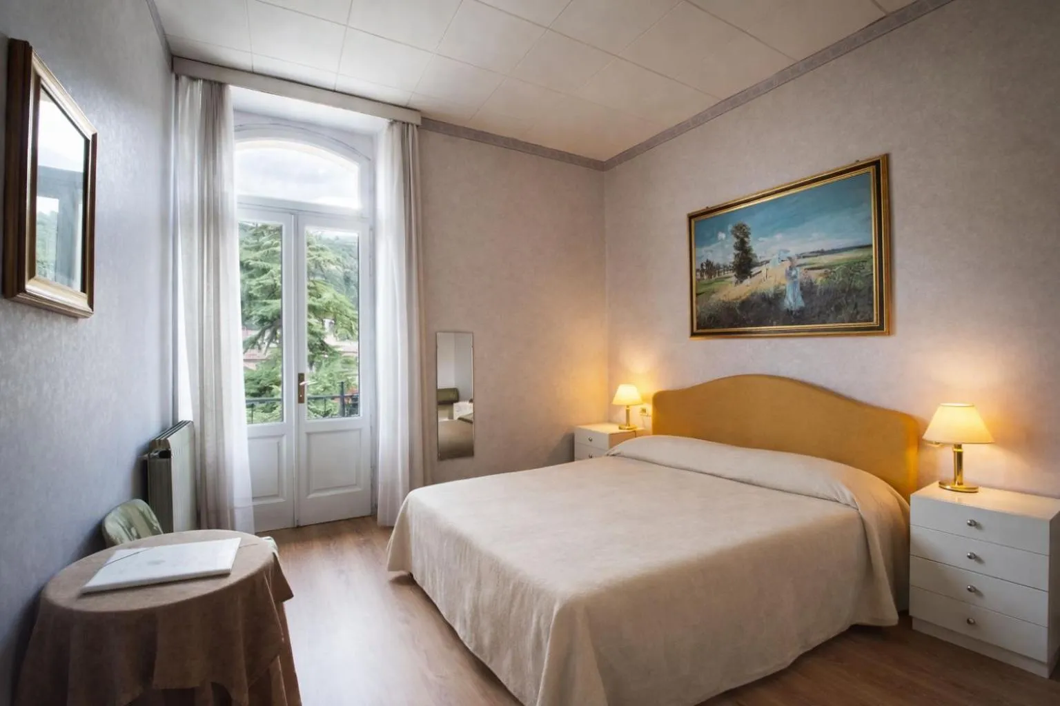Bedroom, Bed in Hotel Maderno by Double Hospitality