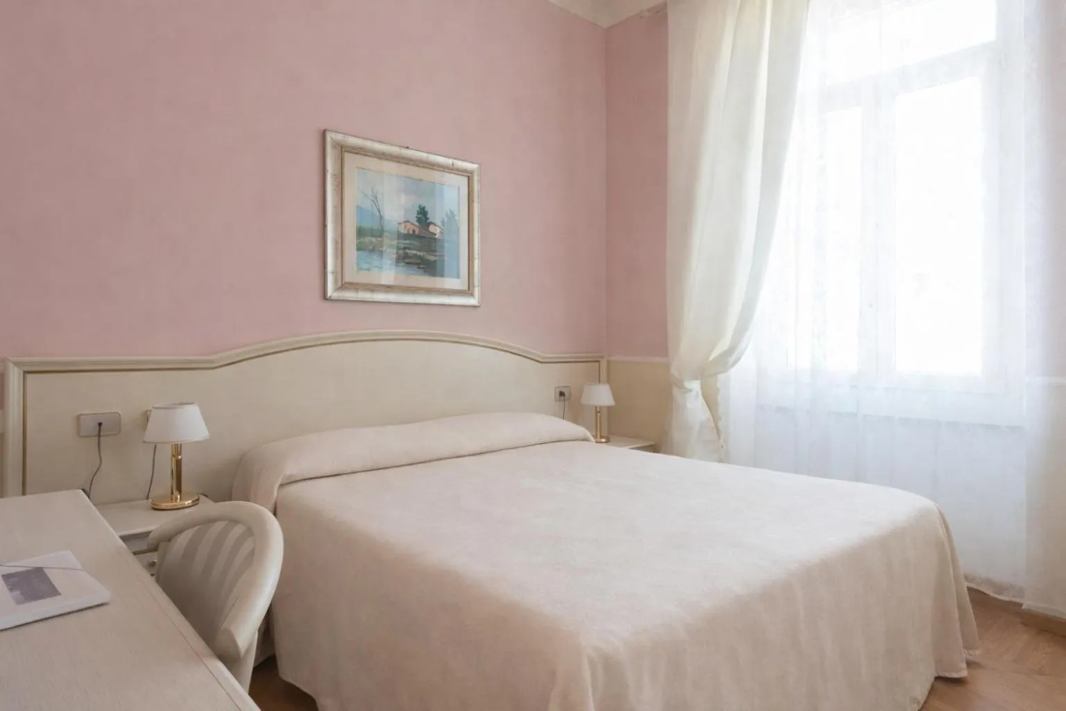 Bedroom, Bed in Hotel Maderno by Double Hospitality