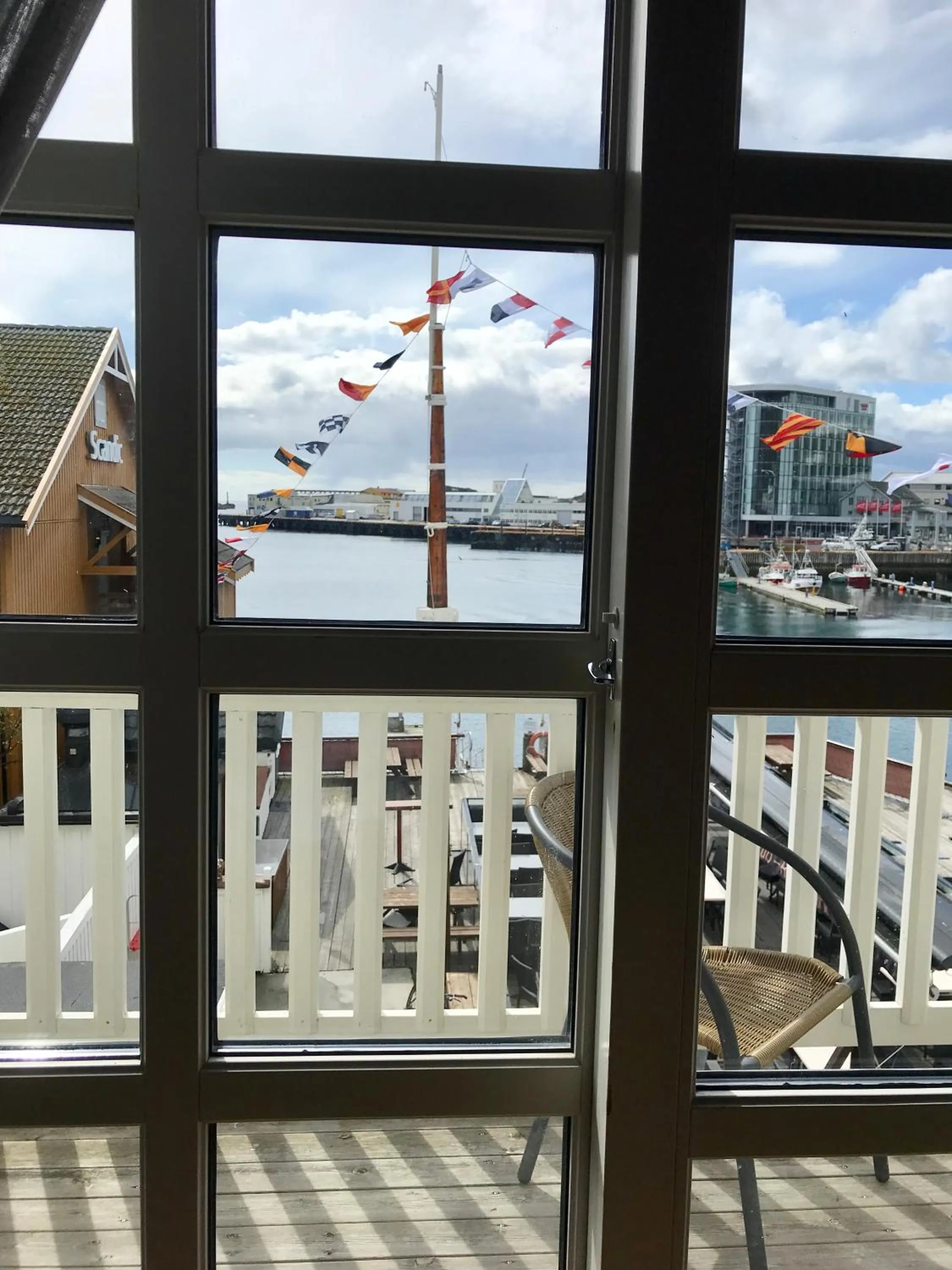 Patio in Anker Brygge