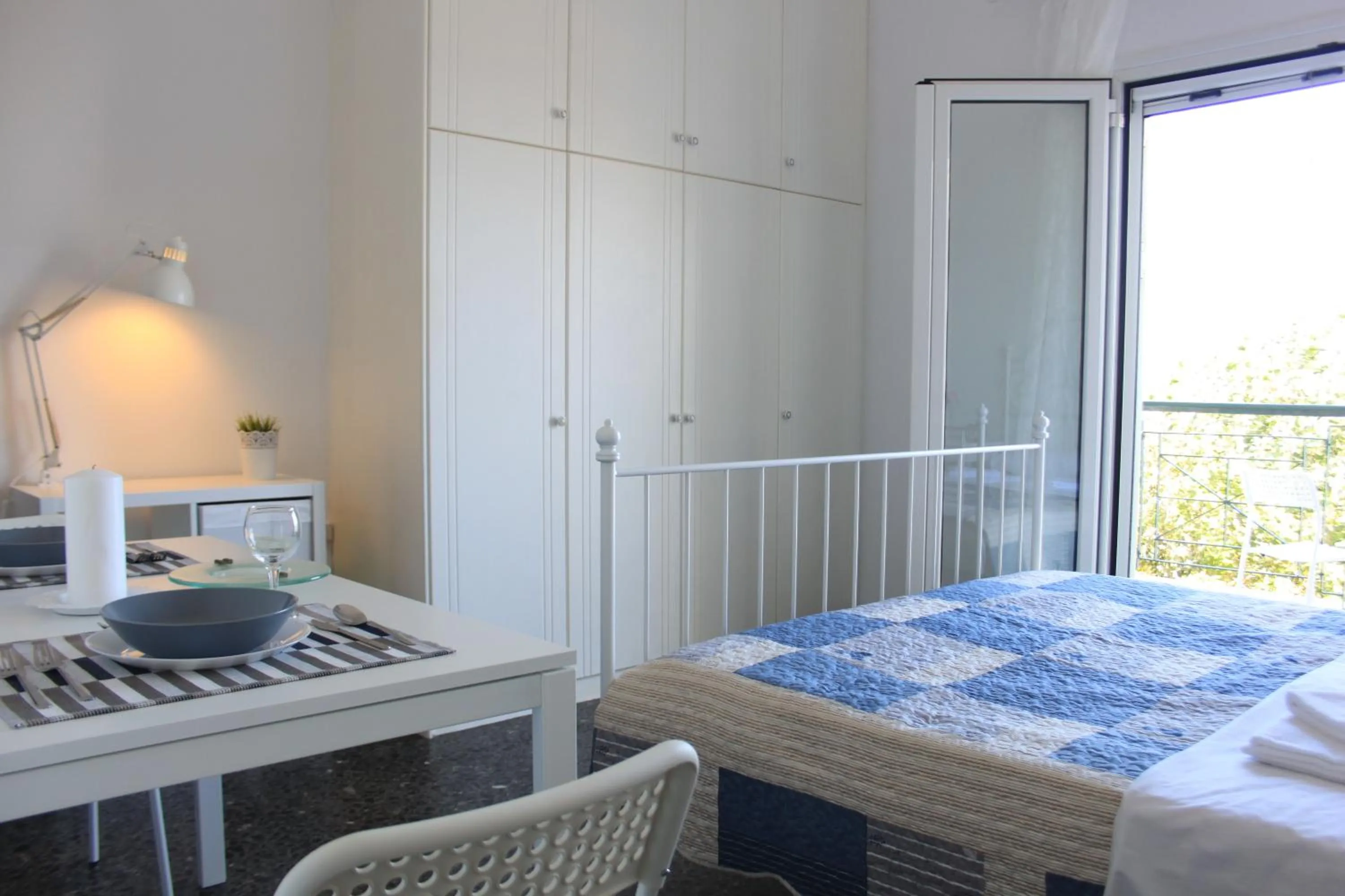 Bedroom, Bed in Penthouse & apartments by the Sea airport Airstay