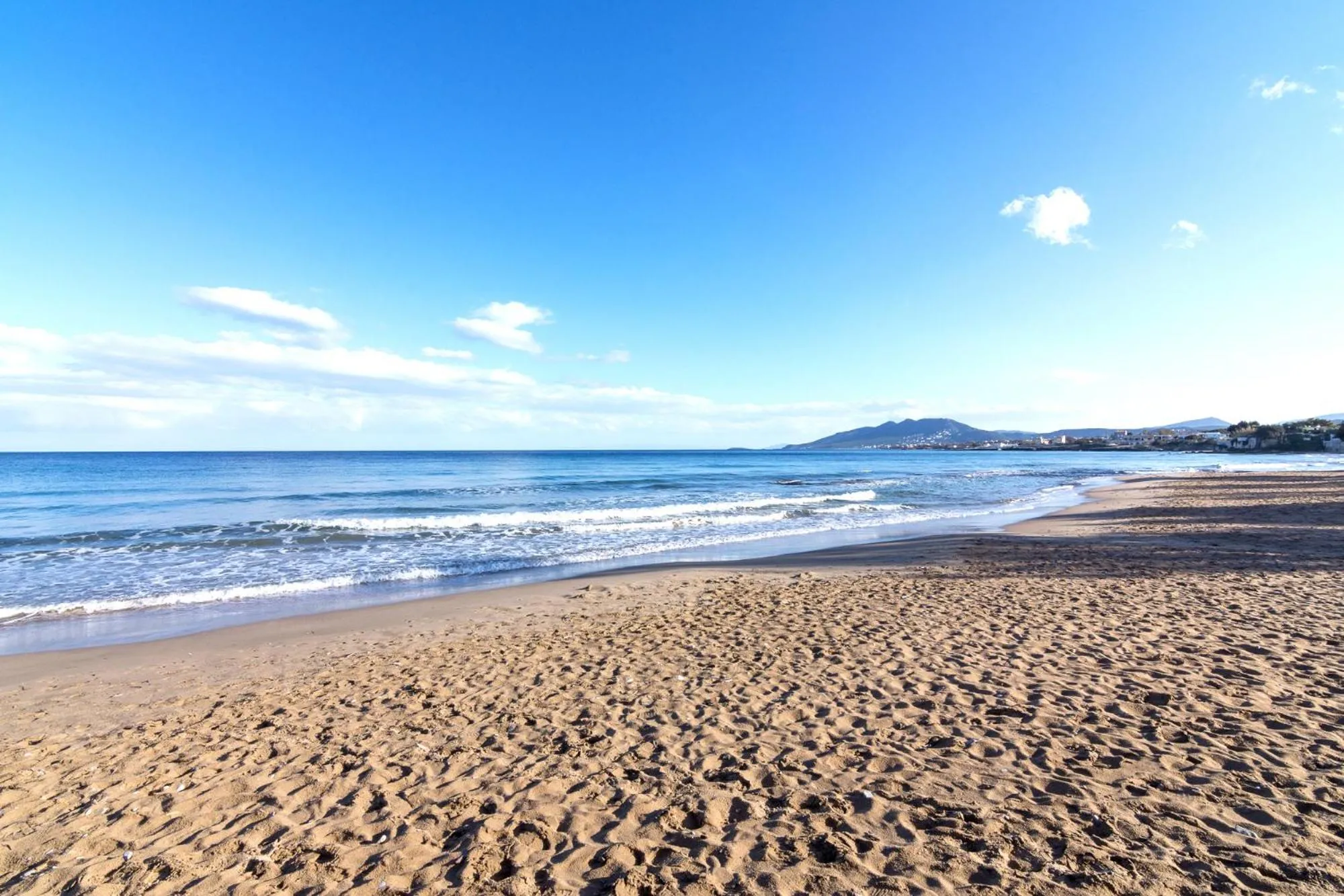 Beach in Penthouse & apartments by the Sea airport Airstay