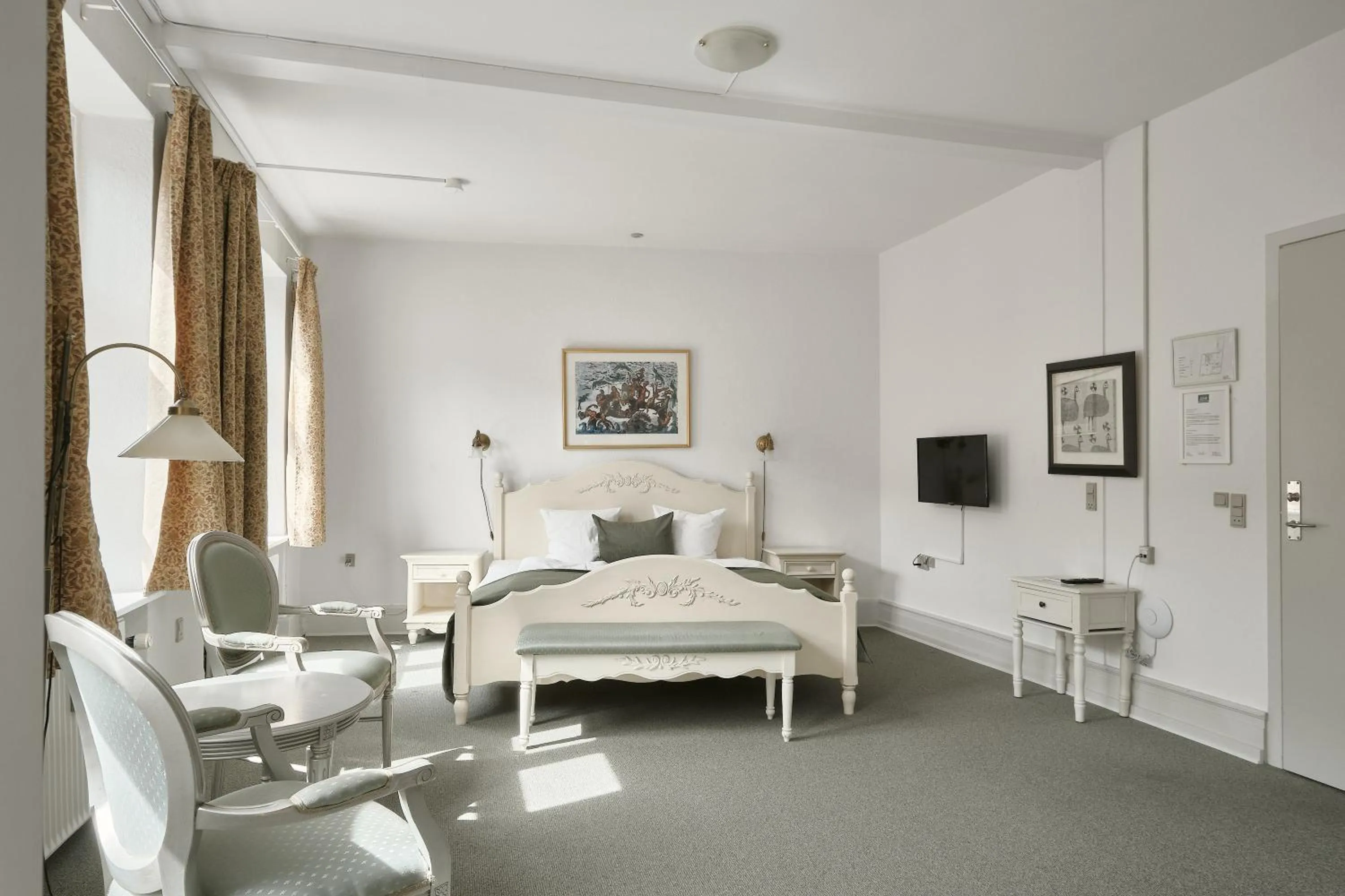 Bedroom, Bed in Hotel Ærø