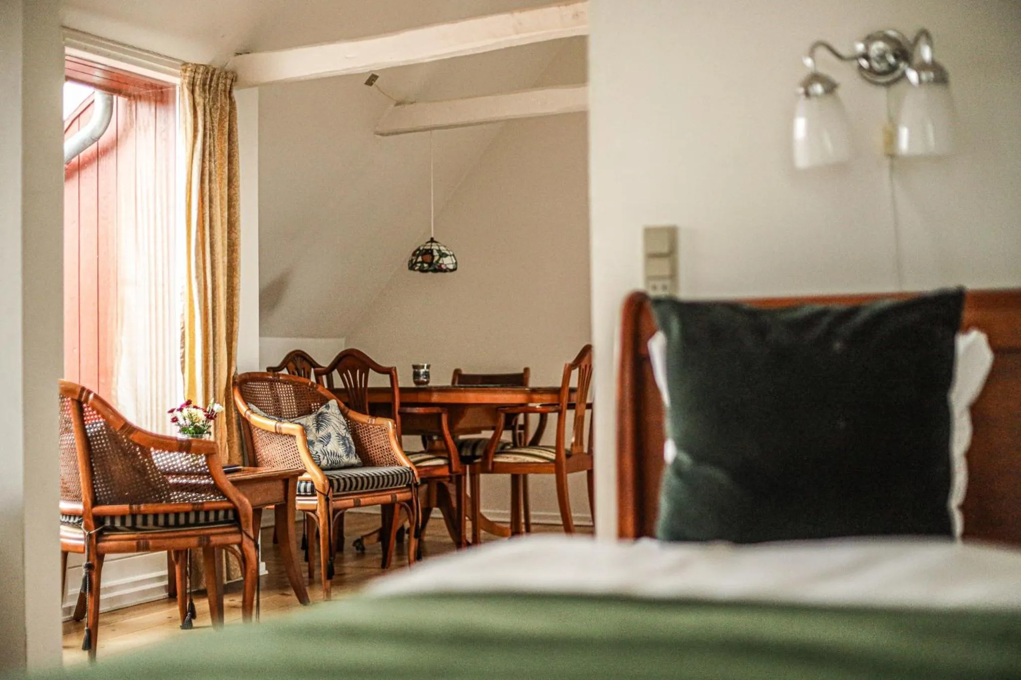 Photo of the whole room in Hotel Ærø