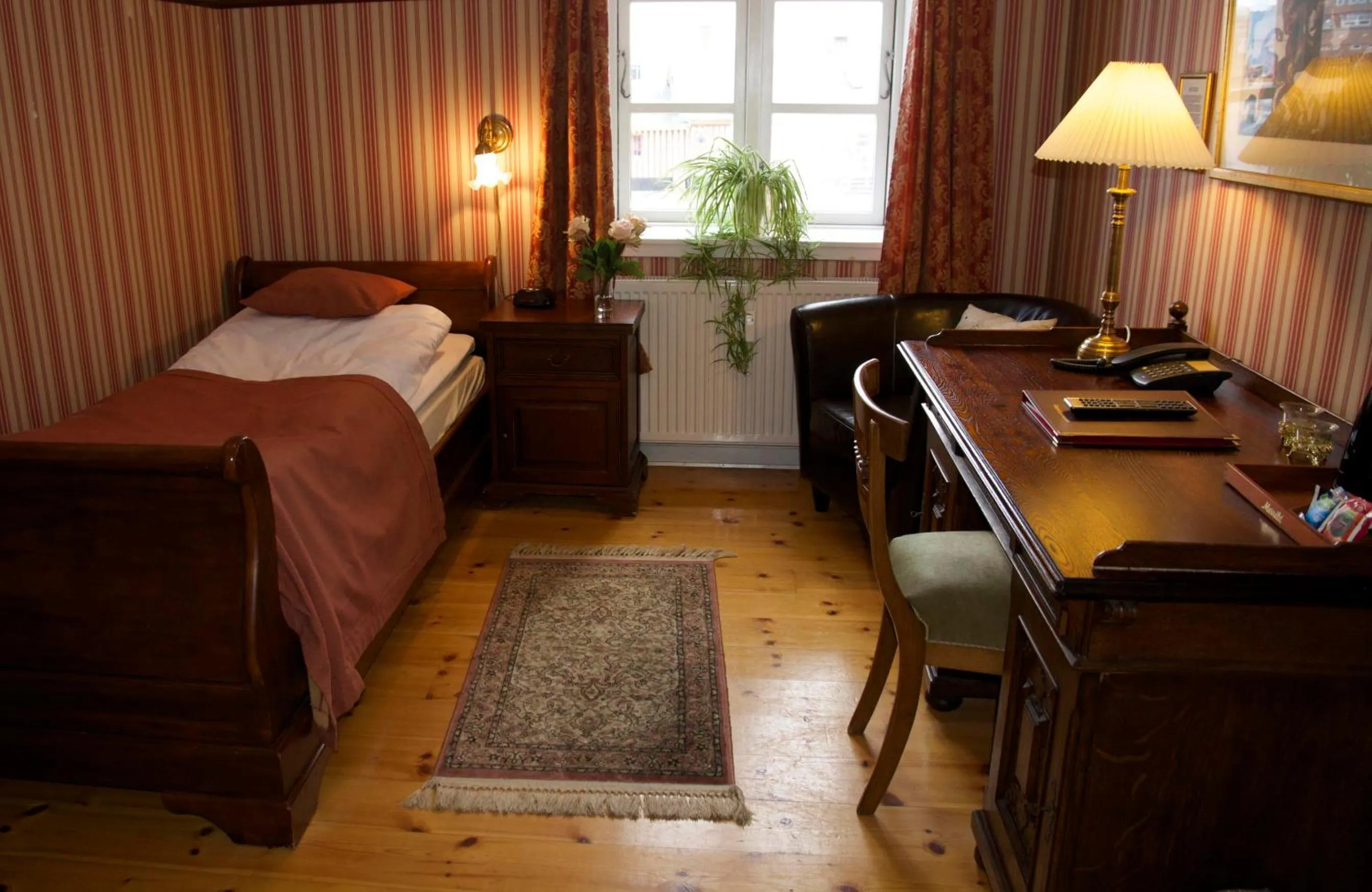 Photo of the whole room, Bed in Hotel Ærø